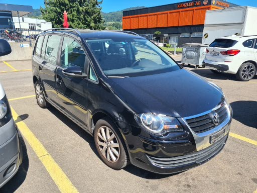 VW Touran 1.4 TSI Conceptline-image-0