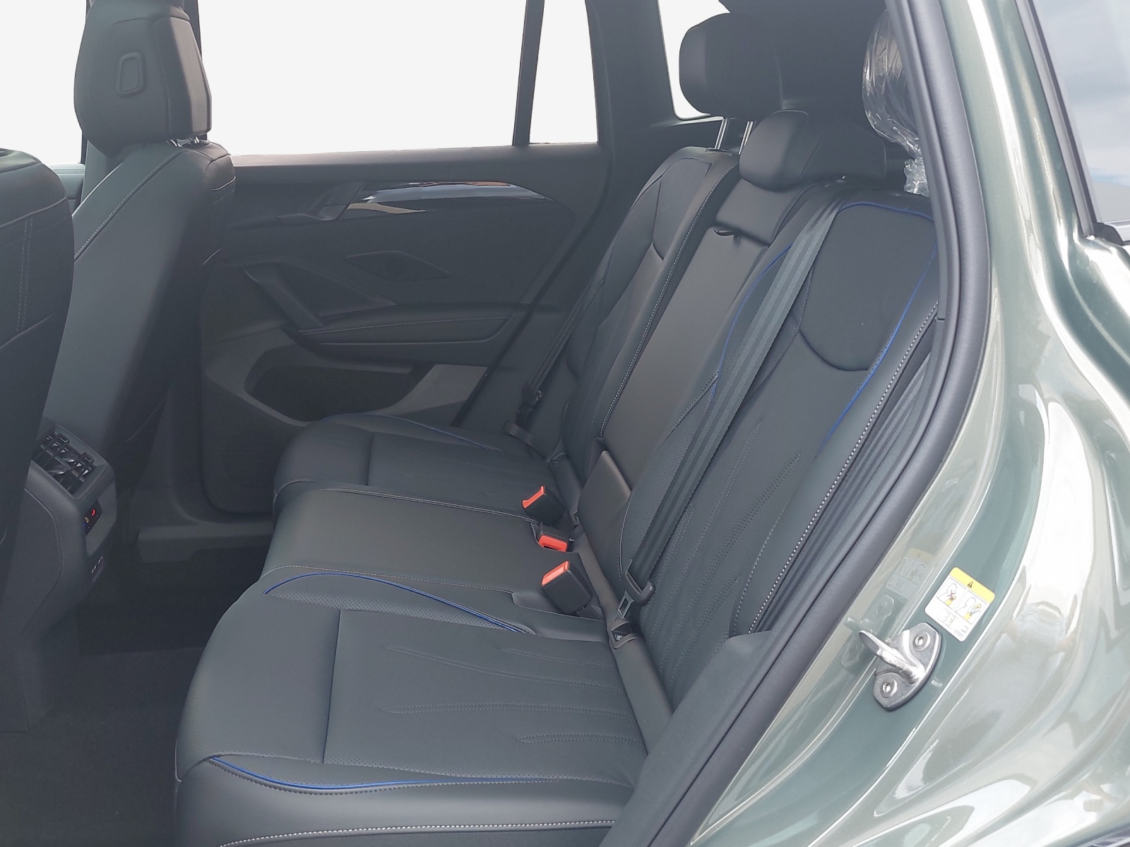 VW Tiguan 2.0 TSI DSG R-Line Plus 4Motion-image-11