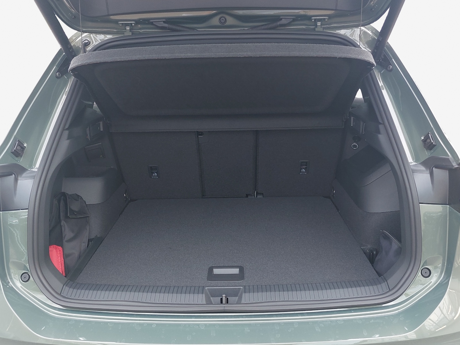 VW Tiguan 2.0 TSI DSG R-Line Plus 4Motion-image-12