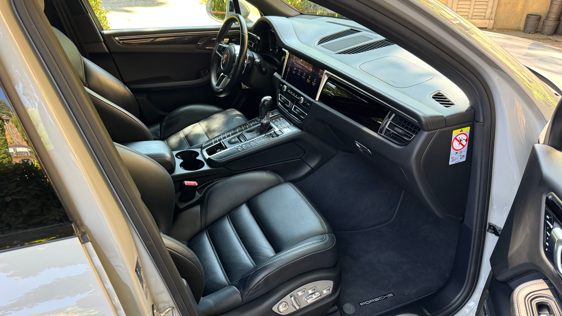 PORSCHE Macan S PDK-image-10