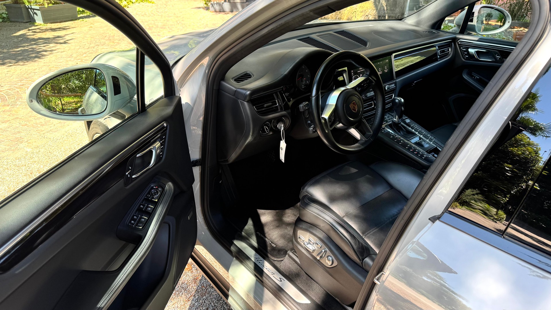 PORSCHE Macan S PDK-image-5