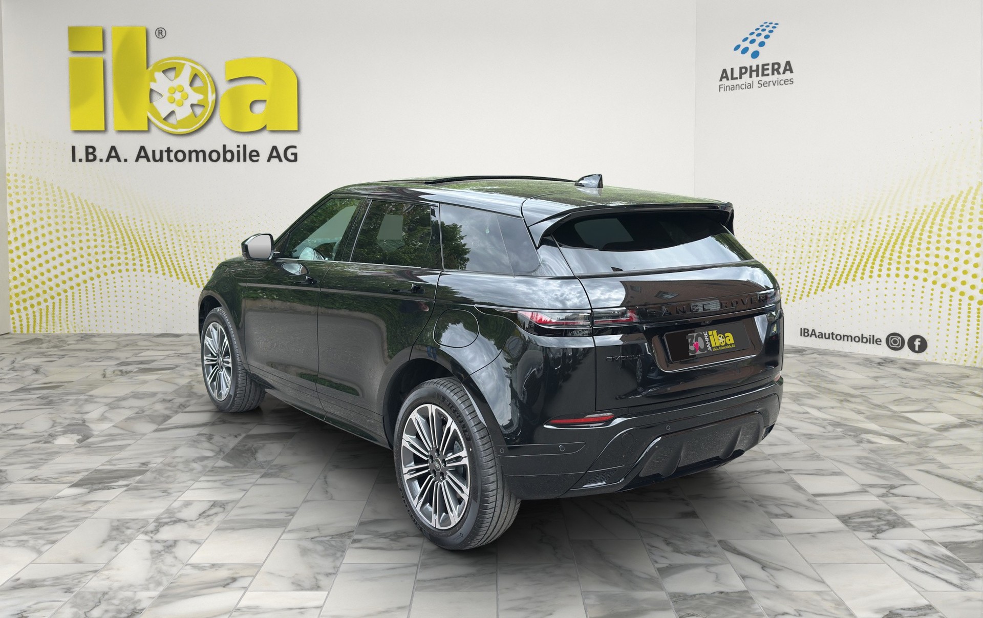 LAND ROVER Evoque P 270e Dynamic SE Black Pack 4x4 5 Jahre Werksgarantie-showroom-element-2