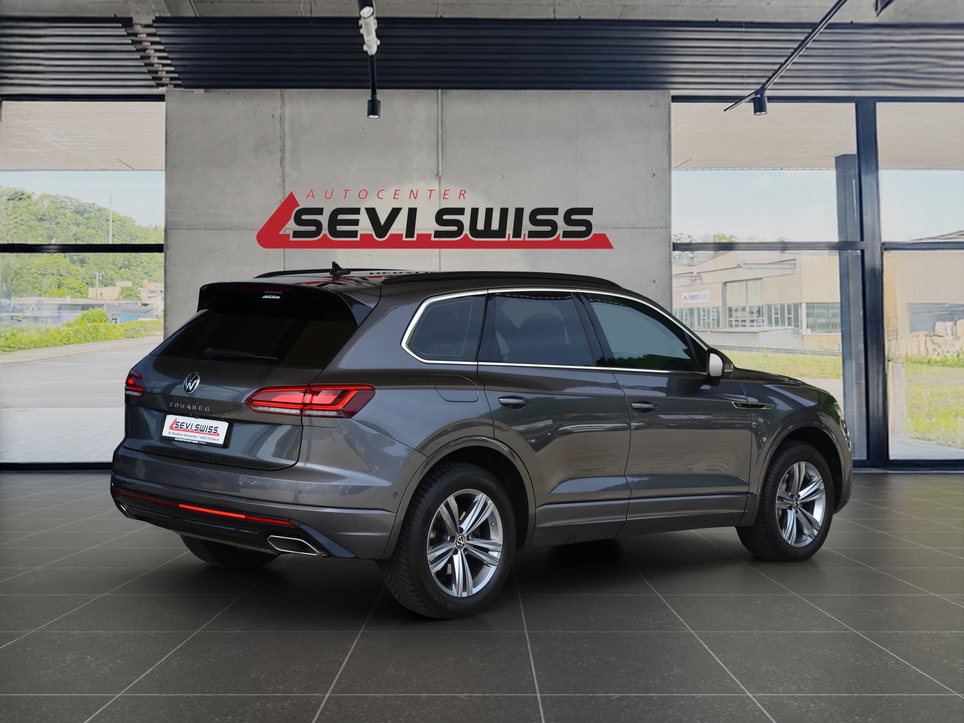 VW Touareg 3.0 TDI R Line Tiptronic*Ab MFK,VW Werksgarantie bis 26.01.2028 oder 100'000km*-showroom-element-2