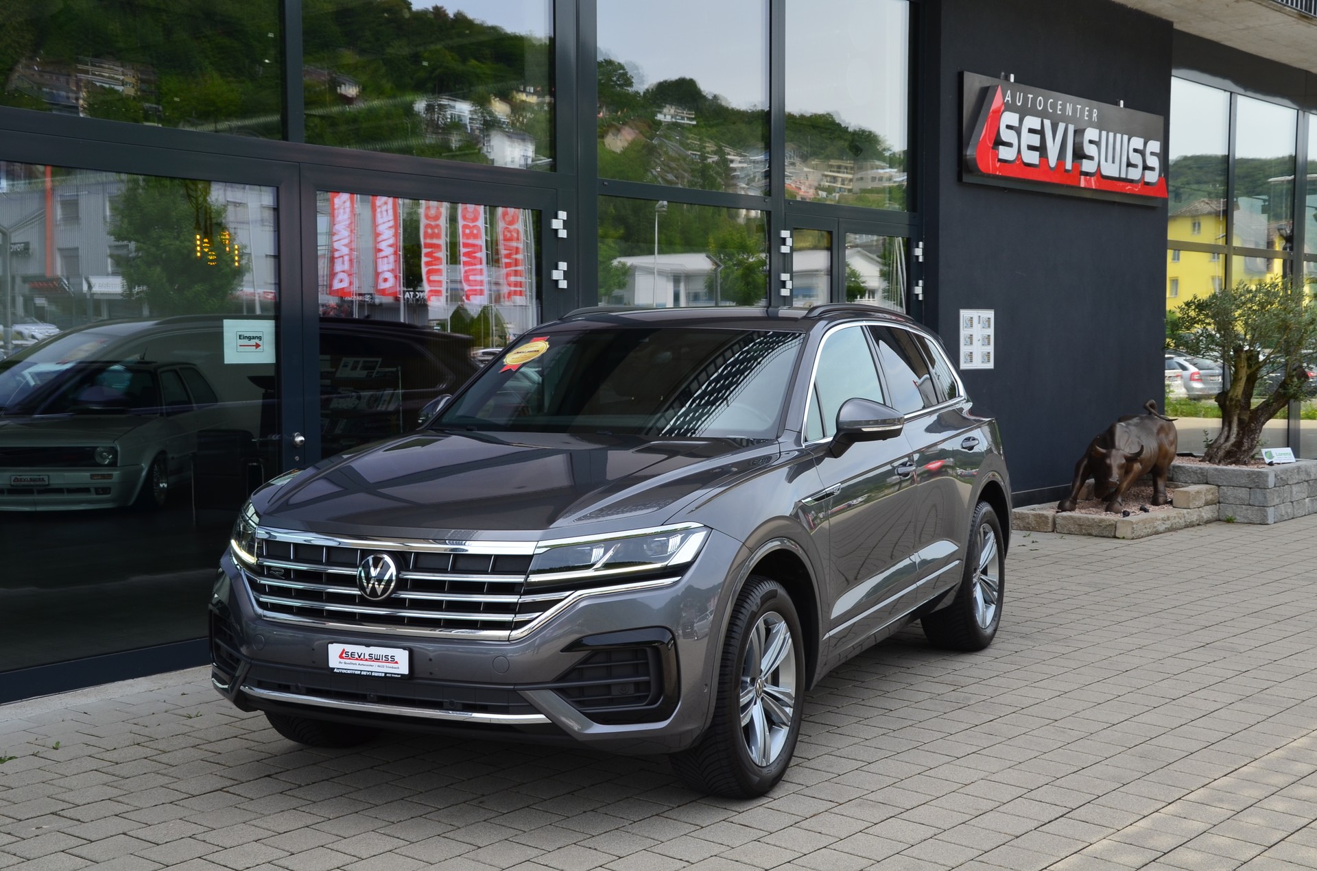 VW Touareg 3.0 TDI R Line Tiptronic*Ab MFK,VW Werksgarantie bis 26.01.2028 oder 100'000km*-image-9