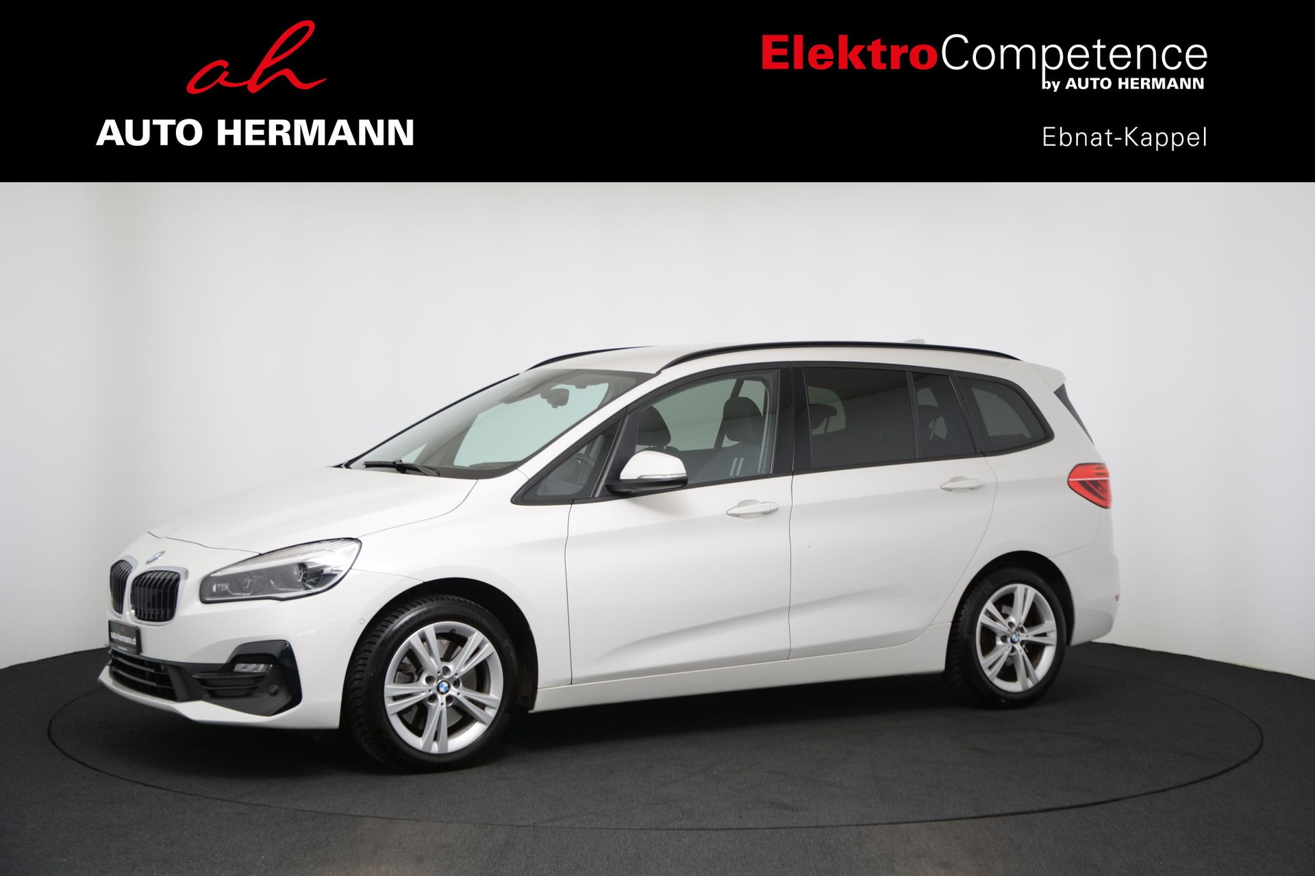 BMW 218d xDrive Gran Tourer Steptronic Sport Line-showroom-element-2