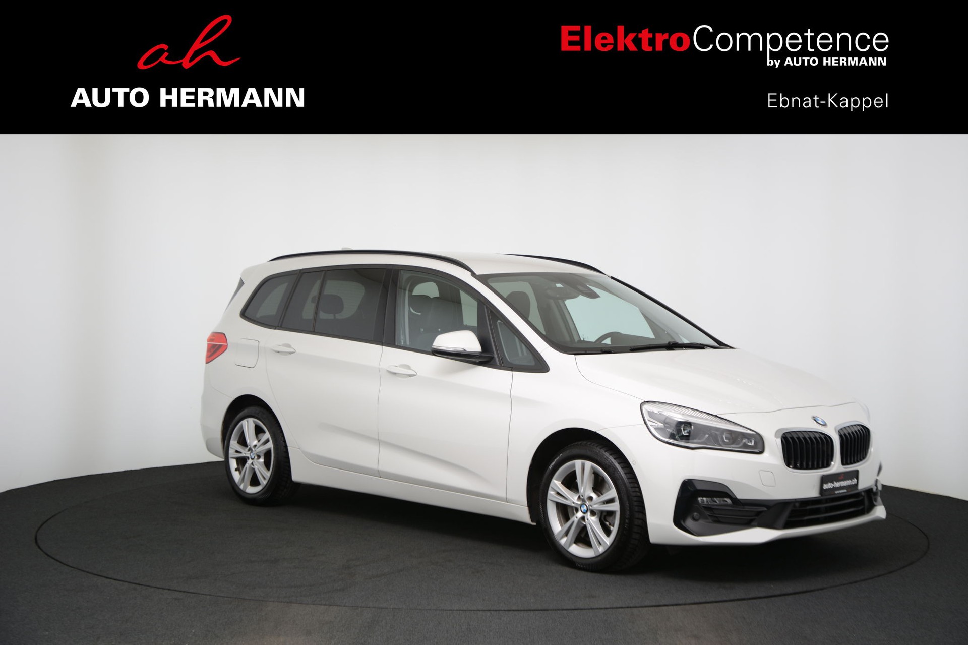 BMW 218d xDrive Gran Tourer Steptronic Sport Line-image-8