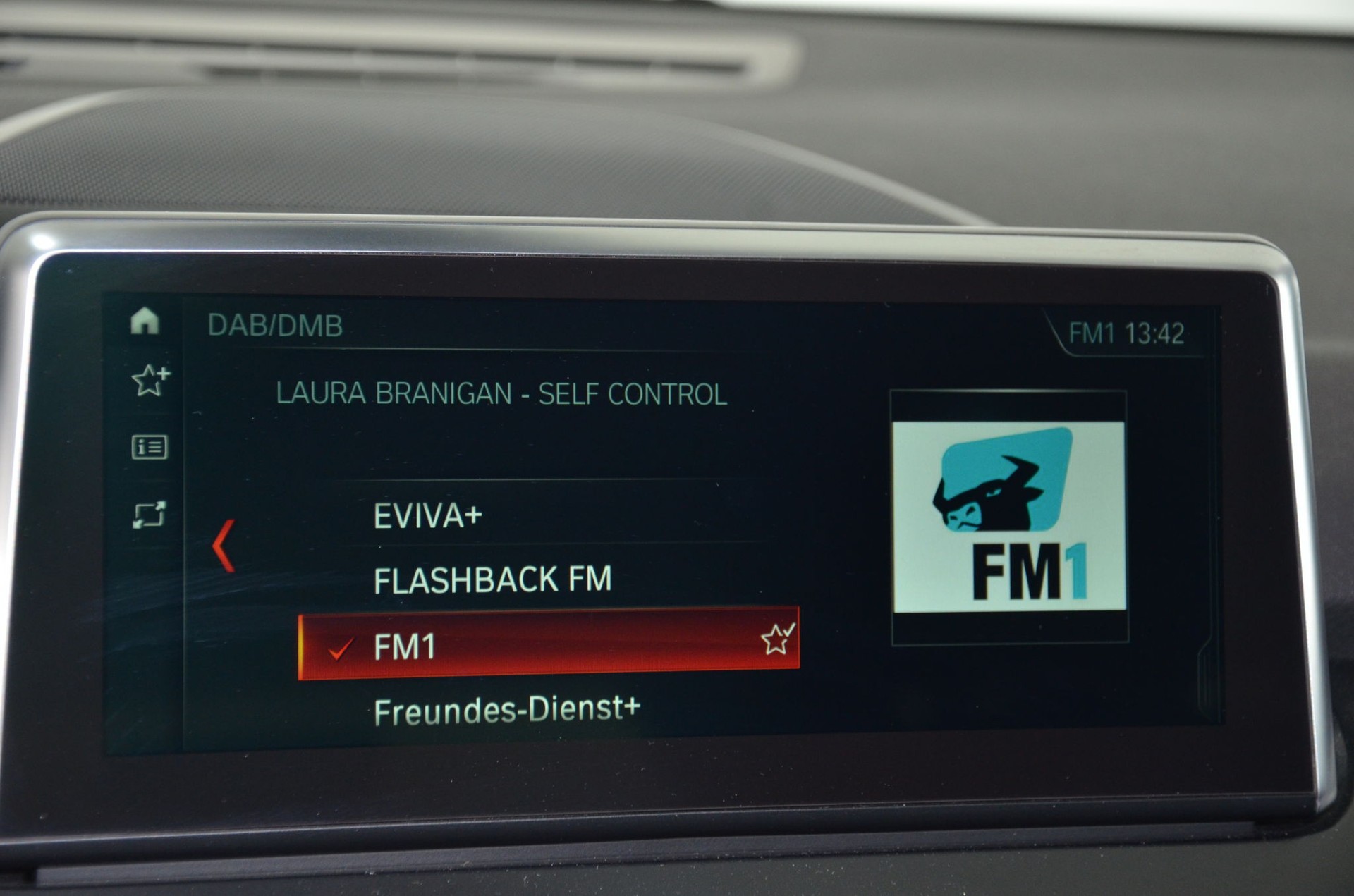 BMW 218d xDrive Gran Tourer Steptronic Sport Line-image-17