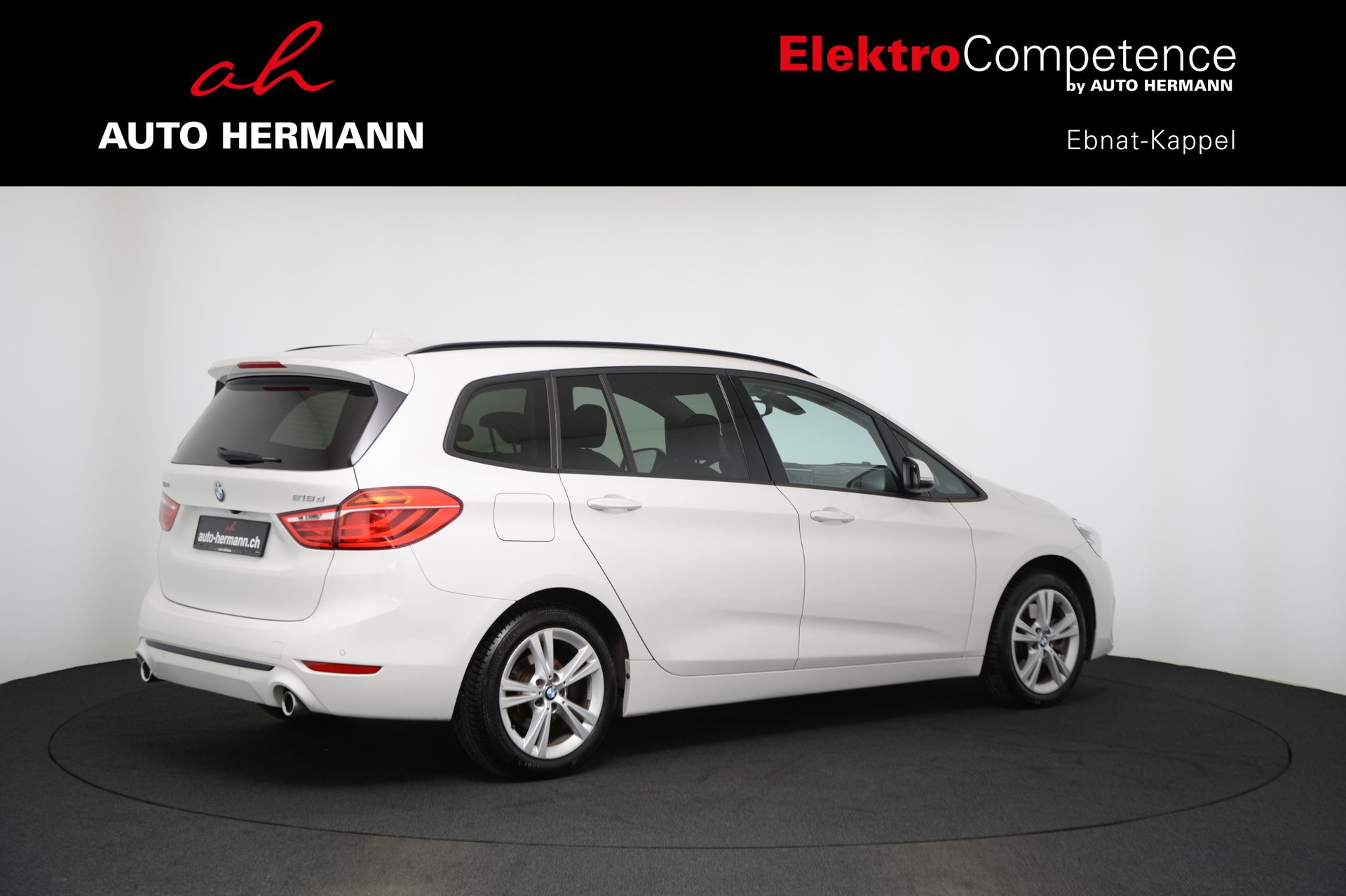 BMW 218d xDrive Gran Tourer Steptronic Sport Line-image-6