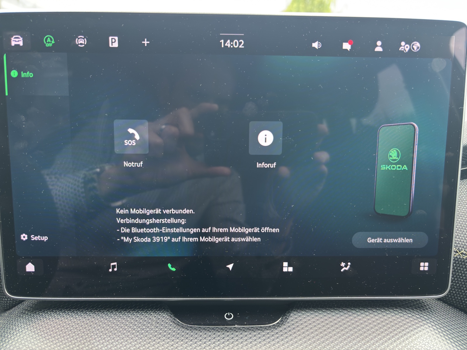 SKODA New Kodiaq 2.0 TSI Selection 4x4 7-Sitzer mit AHK, fortl. Werksgarantie-image-24