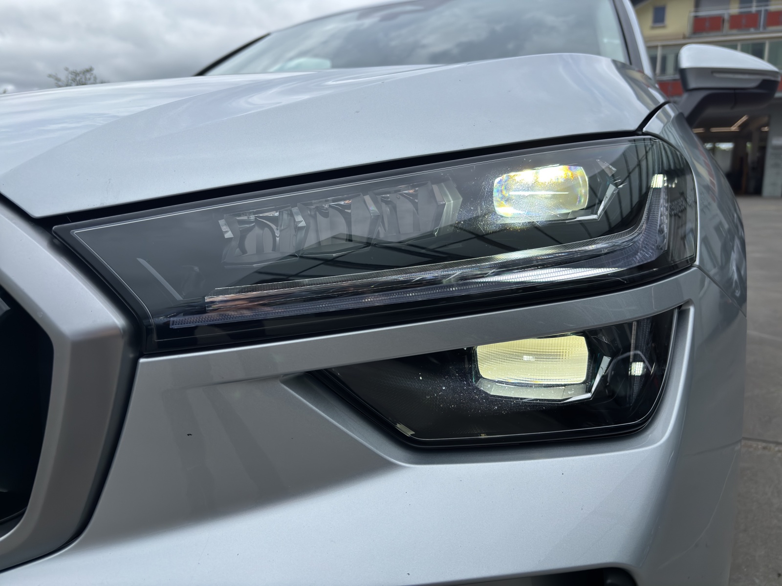 SKODA New Kodiaq 2.0 TSI Selection 4x4 7-Sitzer mit AHK, fortl. Werksgarantie-image-9