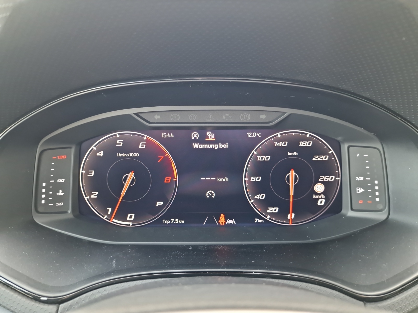 SEAT Arona 1.0 EcoTSI FR DSG NEW Model 2026-image-13