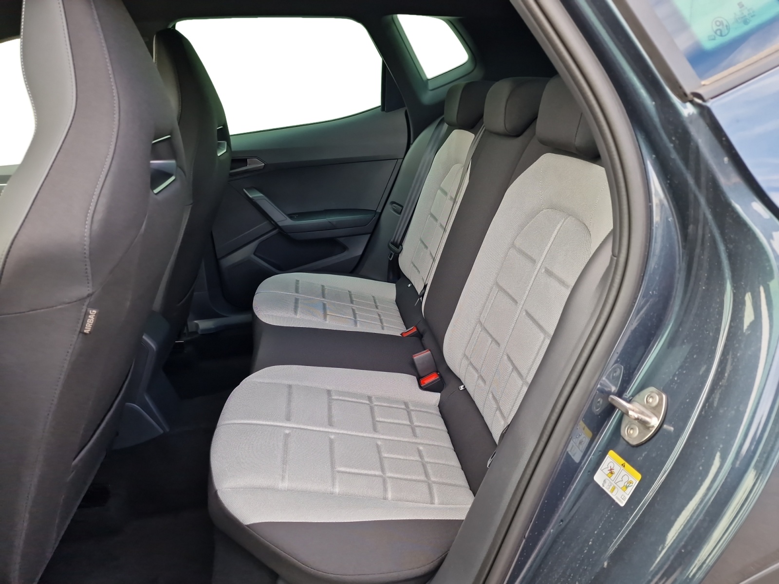 SEAT Arona 1.0 EcoTSI FR DSG NEW Model 2026-image-23