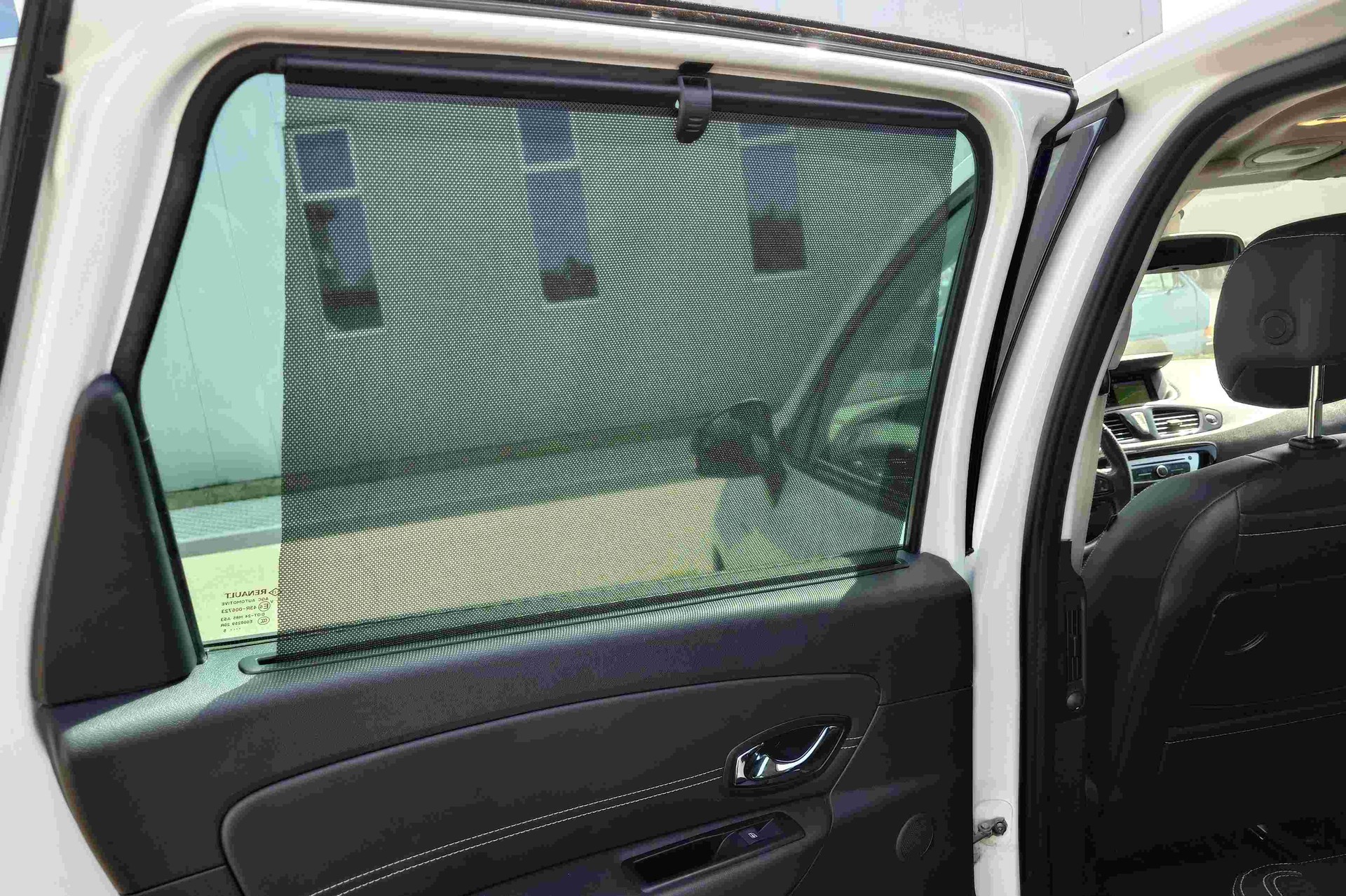 RENAULT Scénic 1.2 TCe 130 Bose S/S-image-11