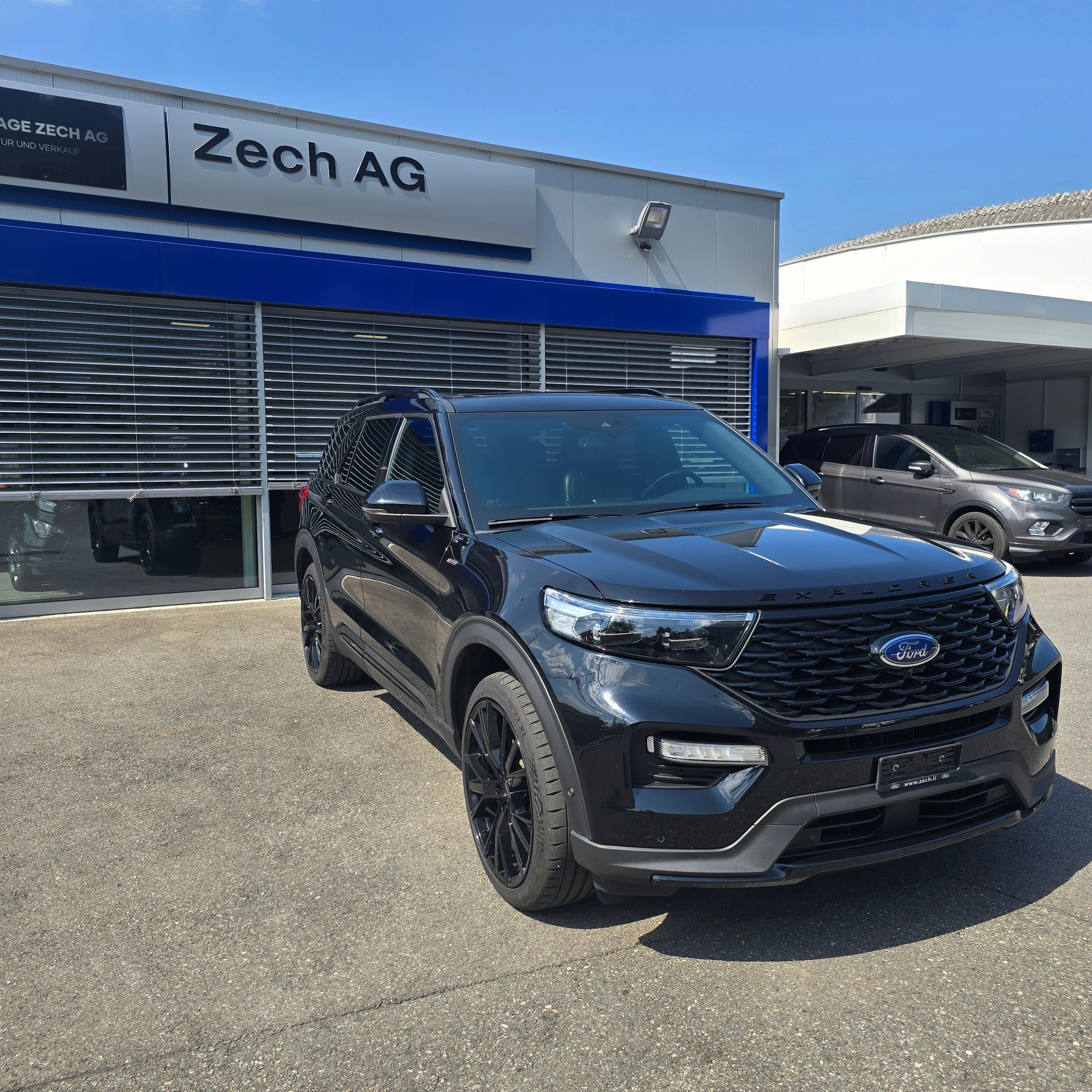 FORD Explorer 3.0 V6 Plug-in Hybrid ST-Line-image-5