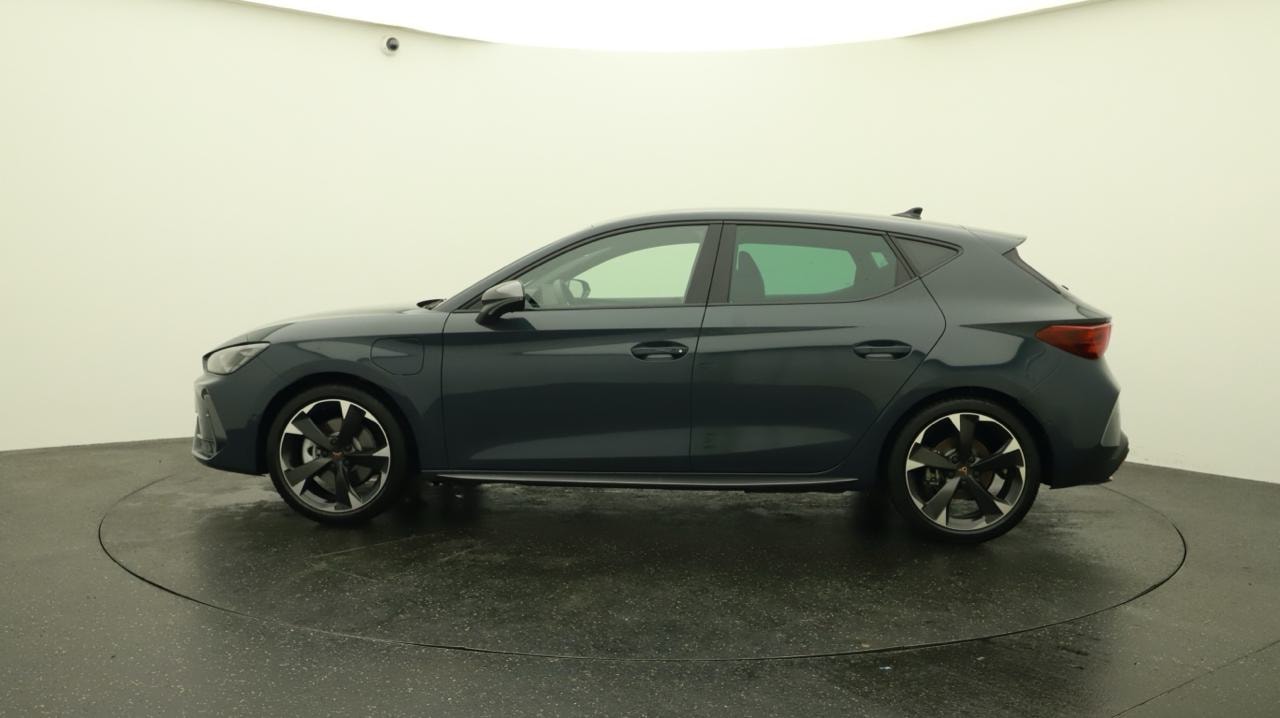 CUPRA LEON 1.5 e-HYBRID pHEV DSG-showroom-element-1
