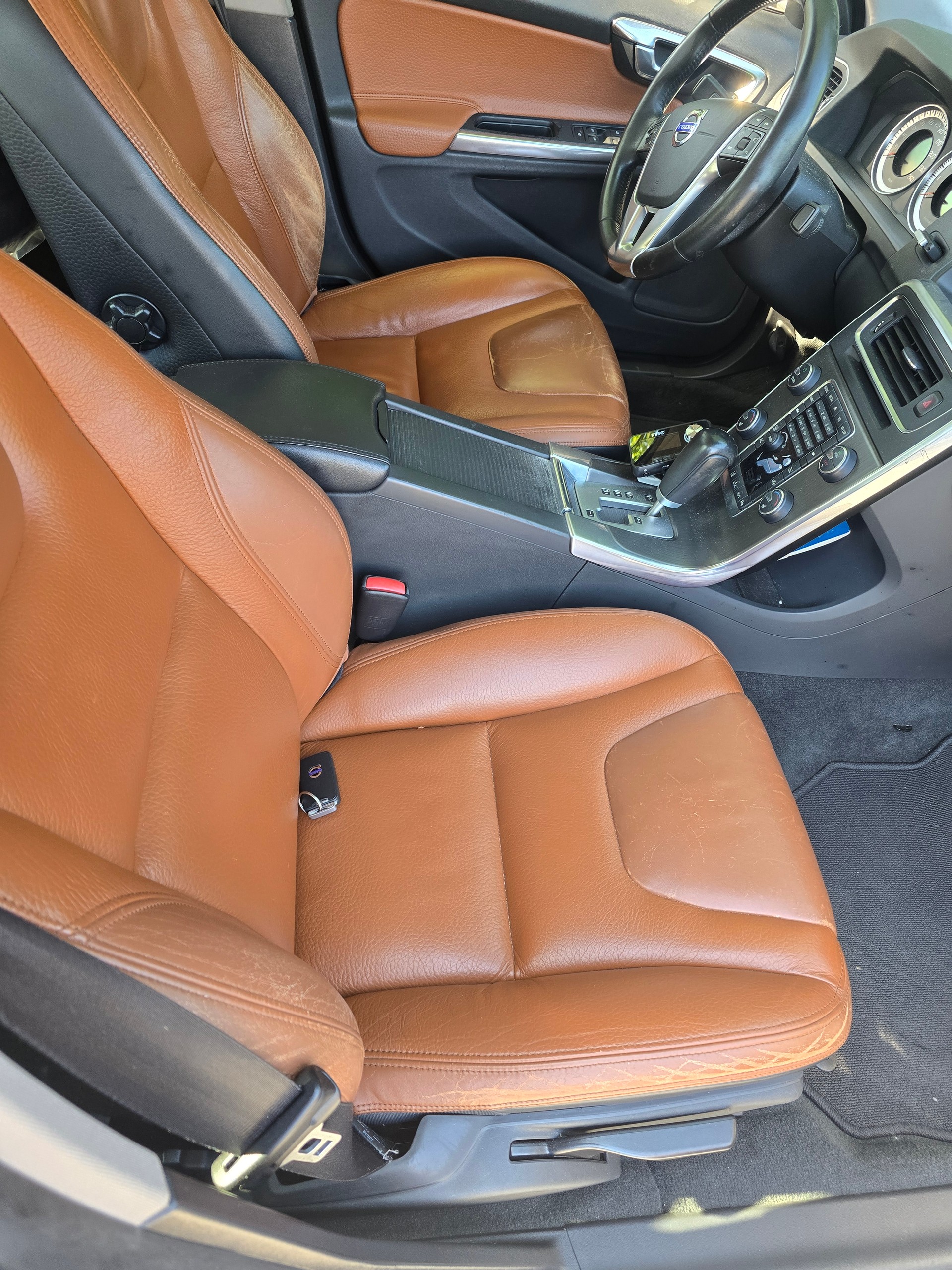 VOLVO S60 T5 Summum Powershift-image-9
