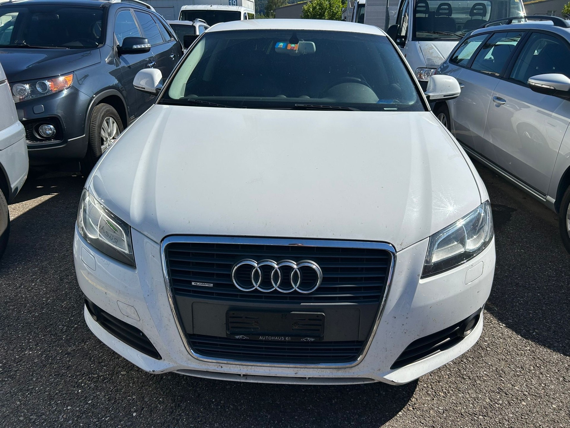 AUDI A3 Sportback 2.0 TFSI Ambition quattro S-tronic-image-2
