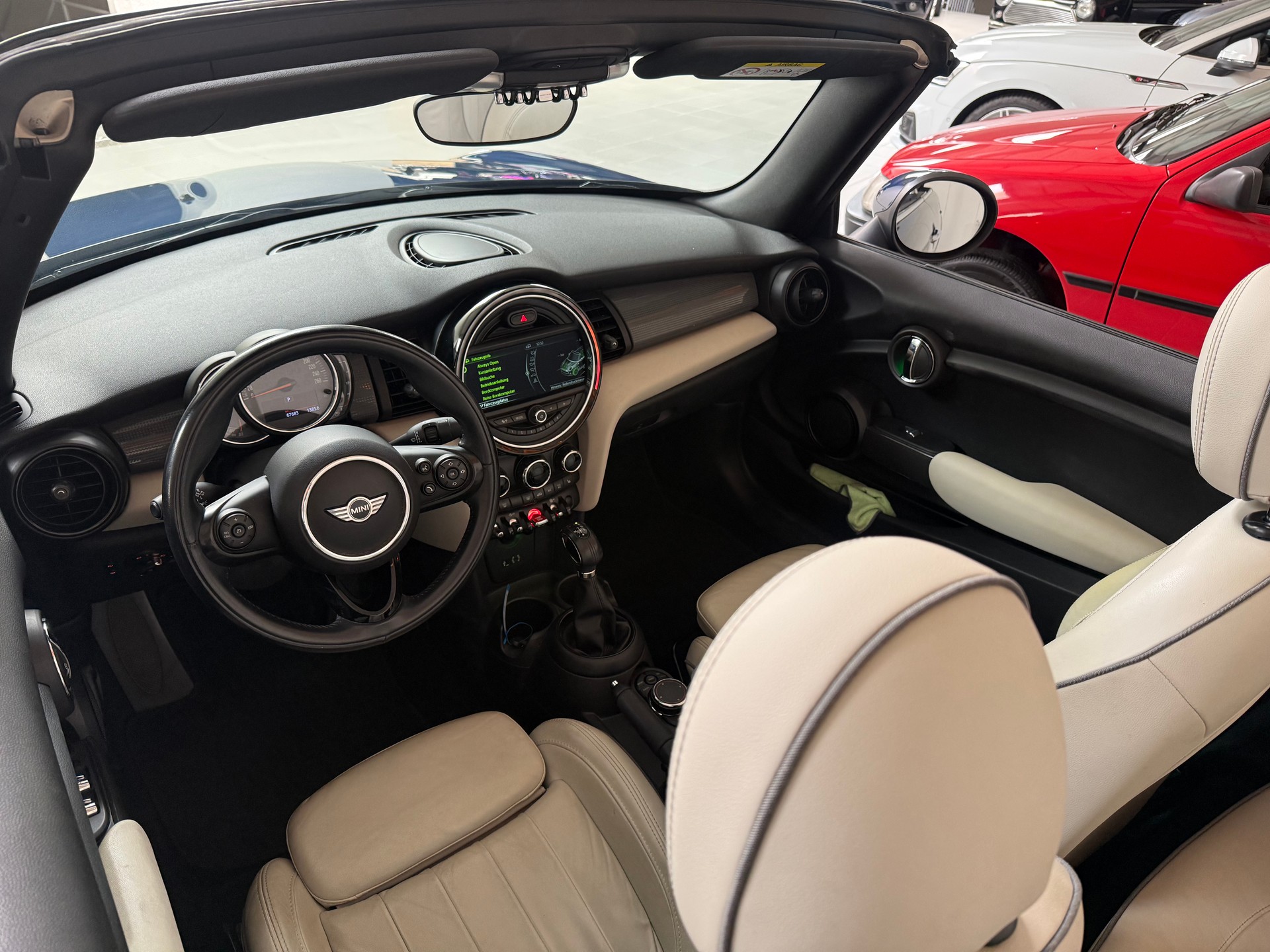 MINI Cooper Cabriolet Steptronic-image-9