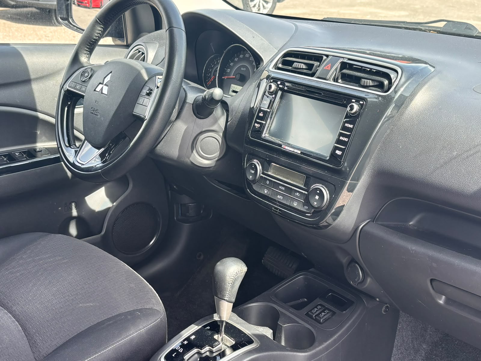 MITSUBISHI Space Star 1.2 Value Anniversary CVT-image-14