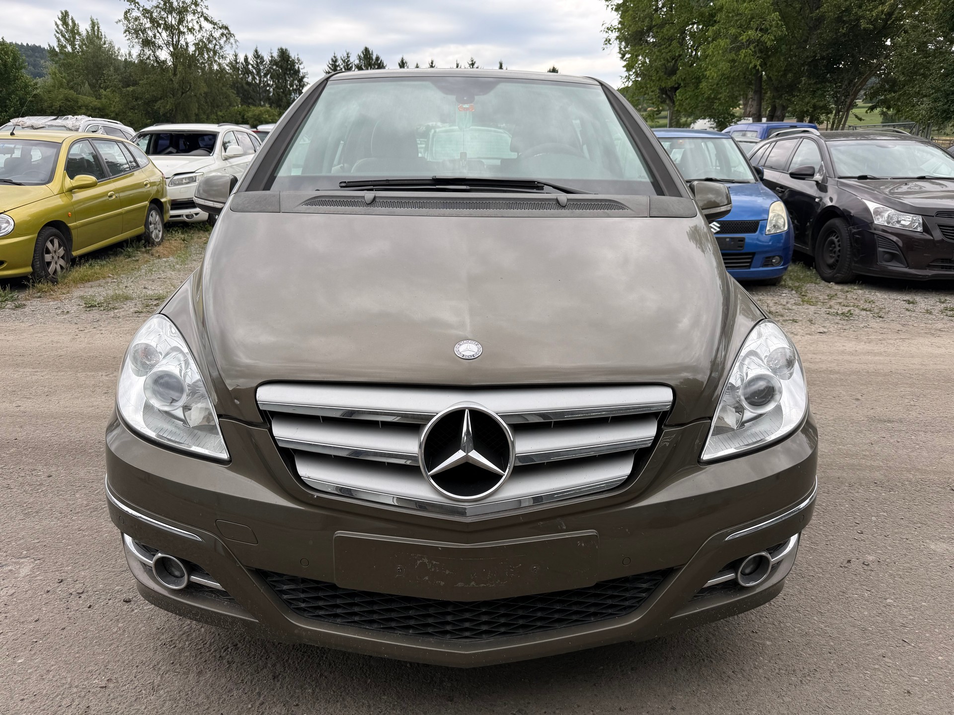 MERCEDES-BENZ B 180 Selection Autotronic-image-1