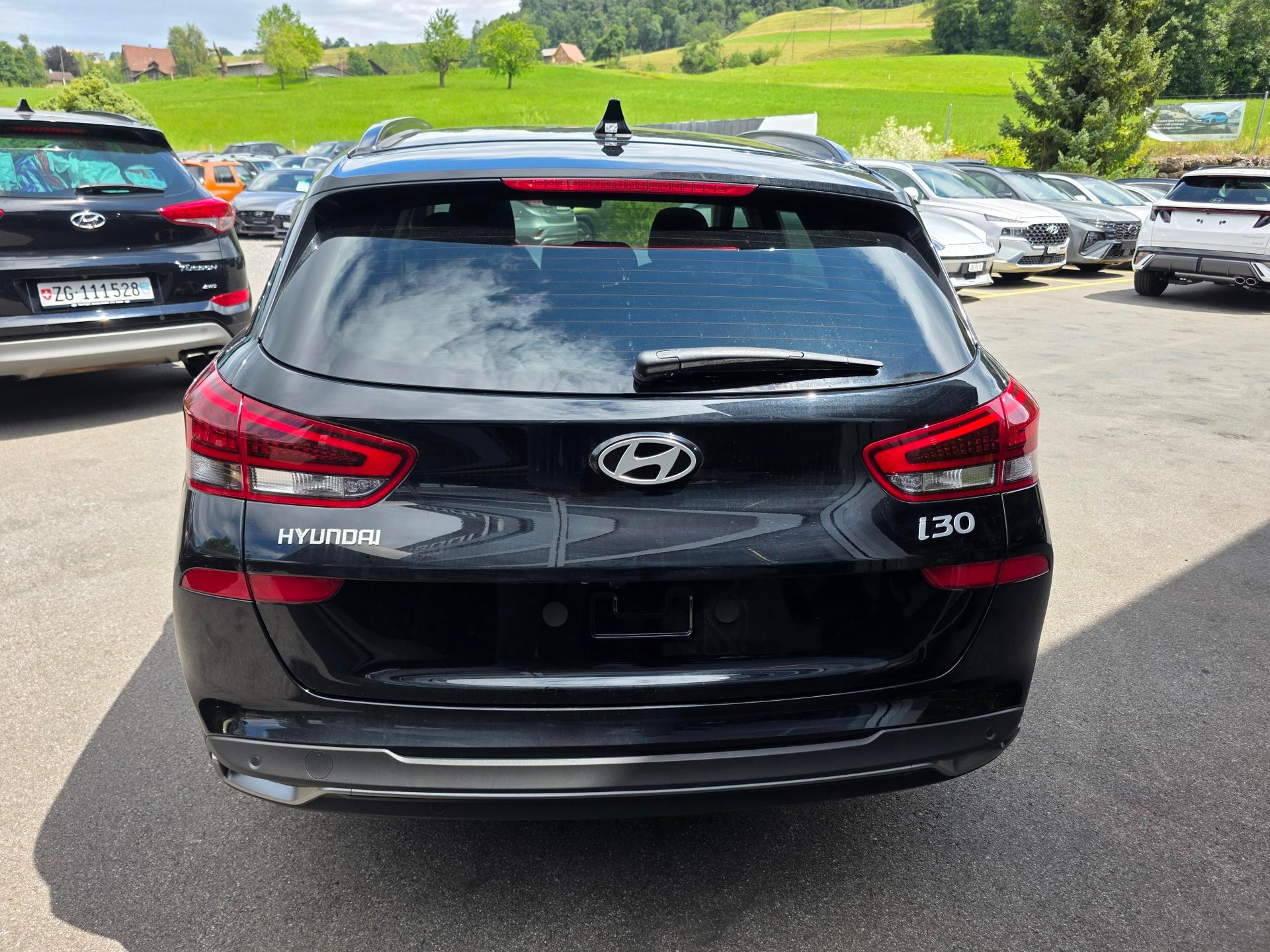 HYUNDAI i30 Wagon 1.5 T-GDi Amplia 48V MH DCT-image-5