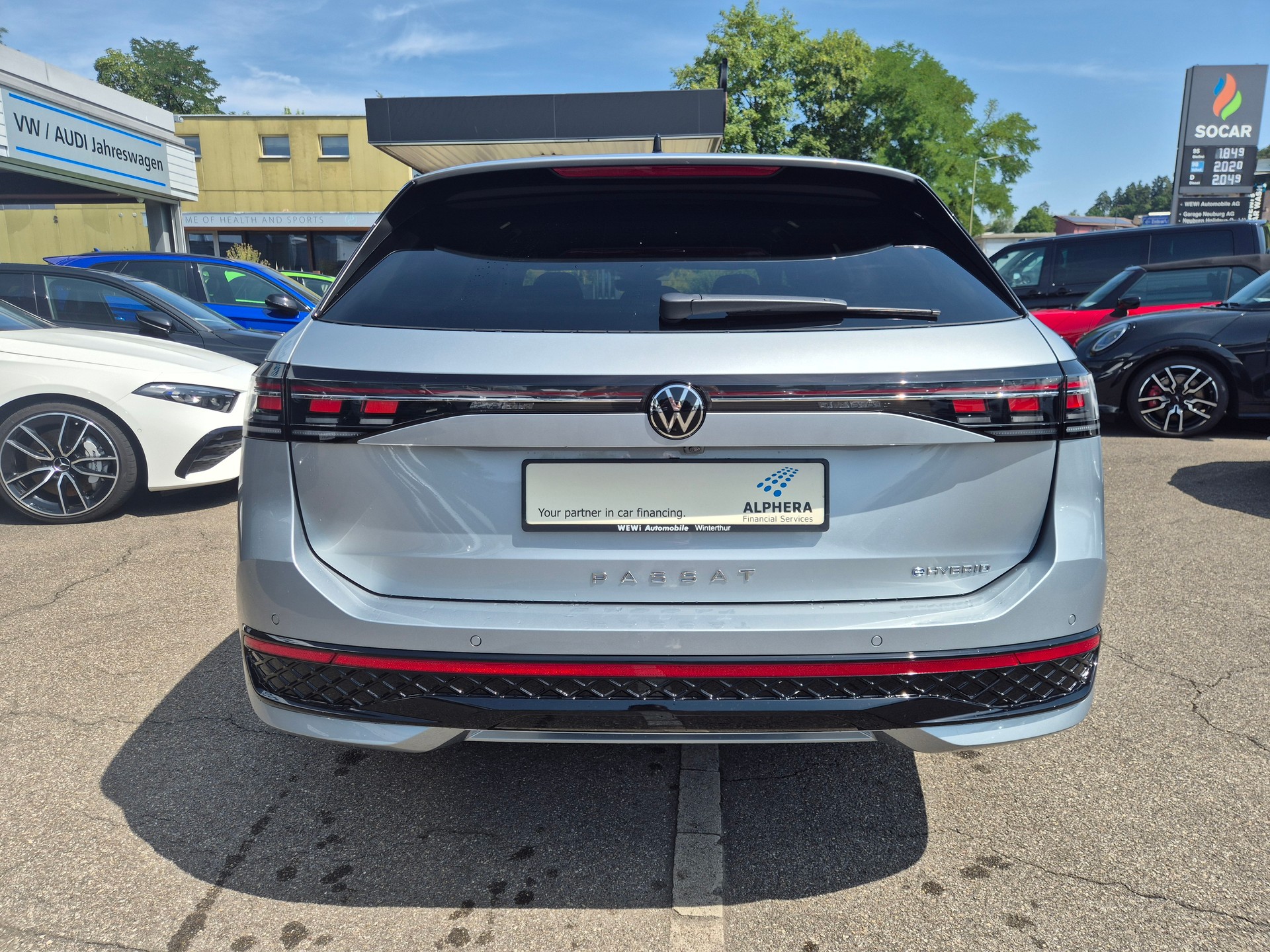 VW Passat Variant 1.5 TSI evo2 Plug-In- Hybrid R-Line DSG-image-5