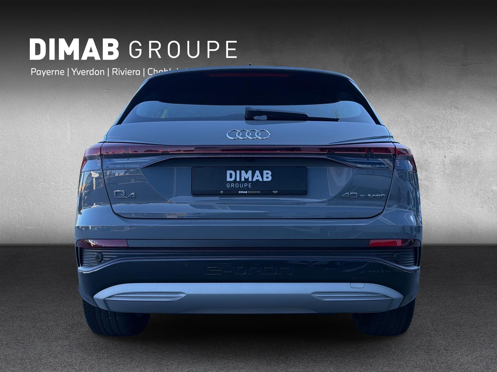AUDI Q4 e-tron 40-showroom-element-3