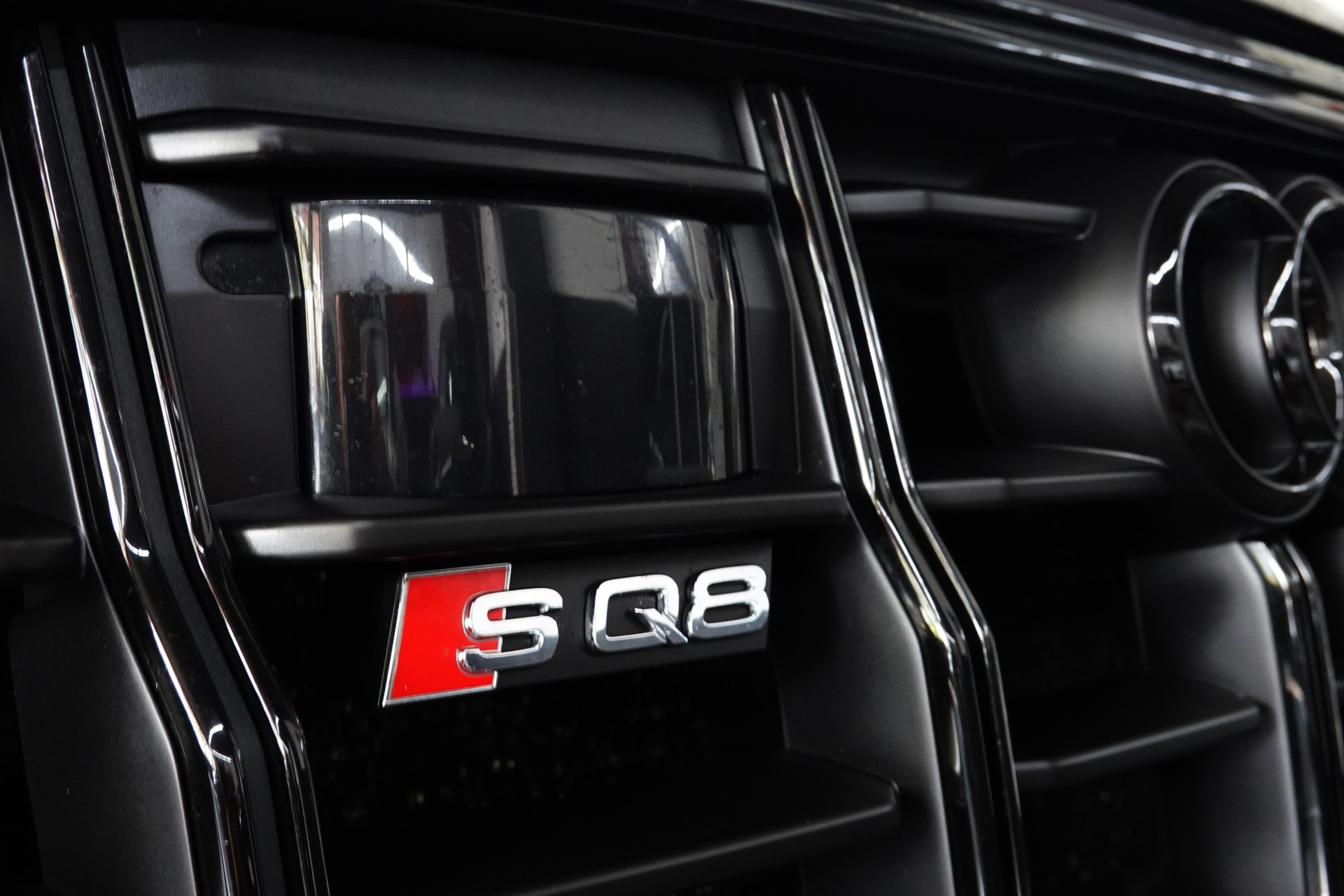 AUDI SQ8 TFSI QUATTRO TIPTRONIC CH-FZ MY23-image-18