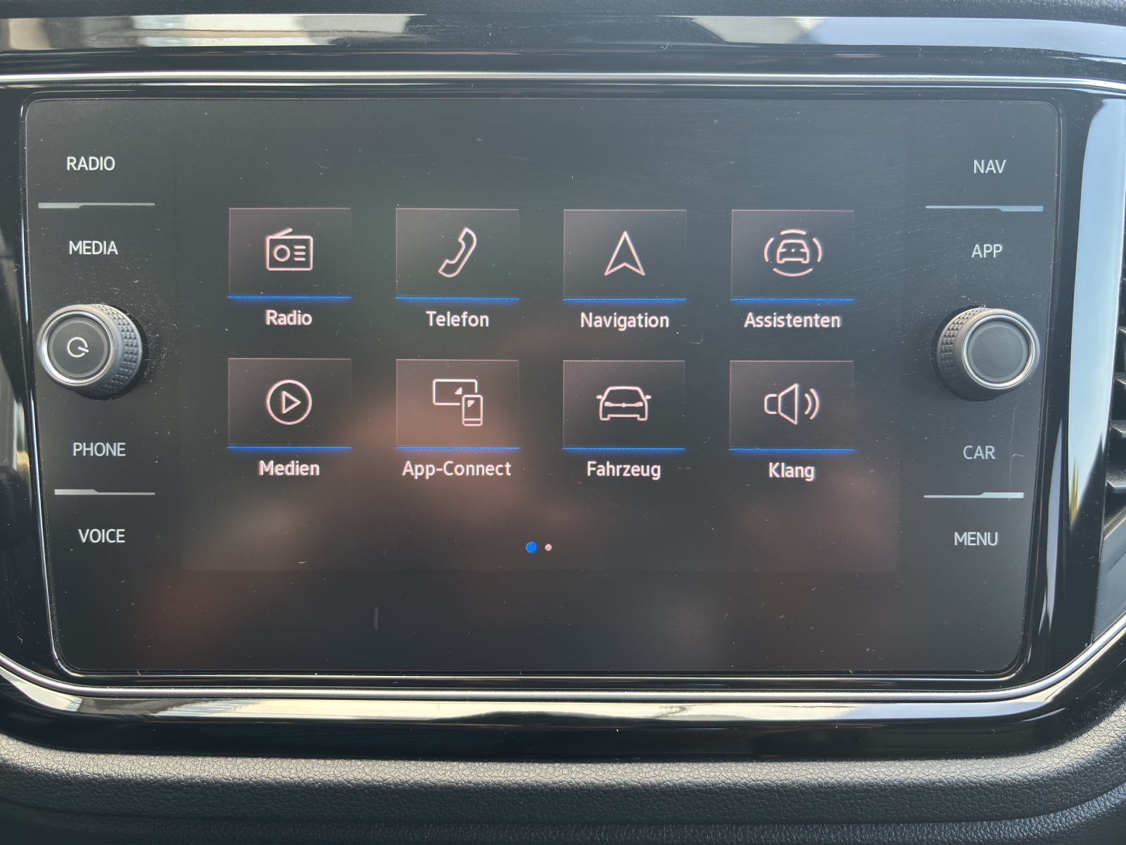 VW T-Roc 2.0 TSI R DSG 4Motion mit Akrapovic Abgasanlage, Leder & Panorama-Ausstell-/Schiebedach-image-14