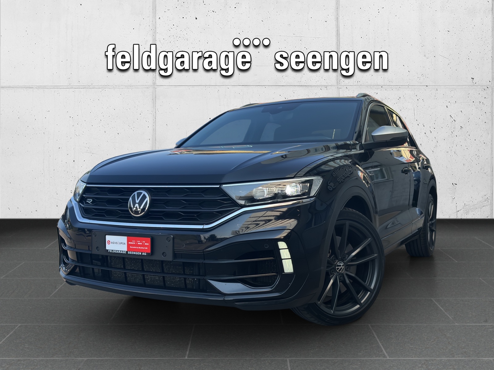 VW T-Roc 2.0 TSI R DSG 4Motion mit Akrapovic Abgasanlage, Leder & Panorama-Ausstell-/Schiebedach