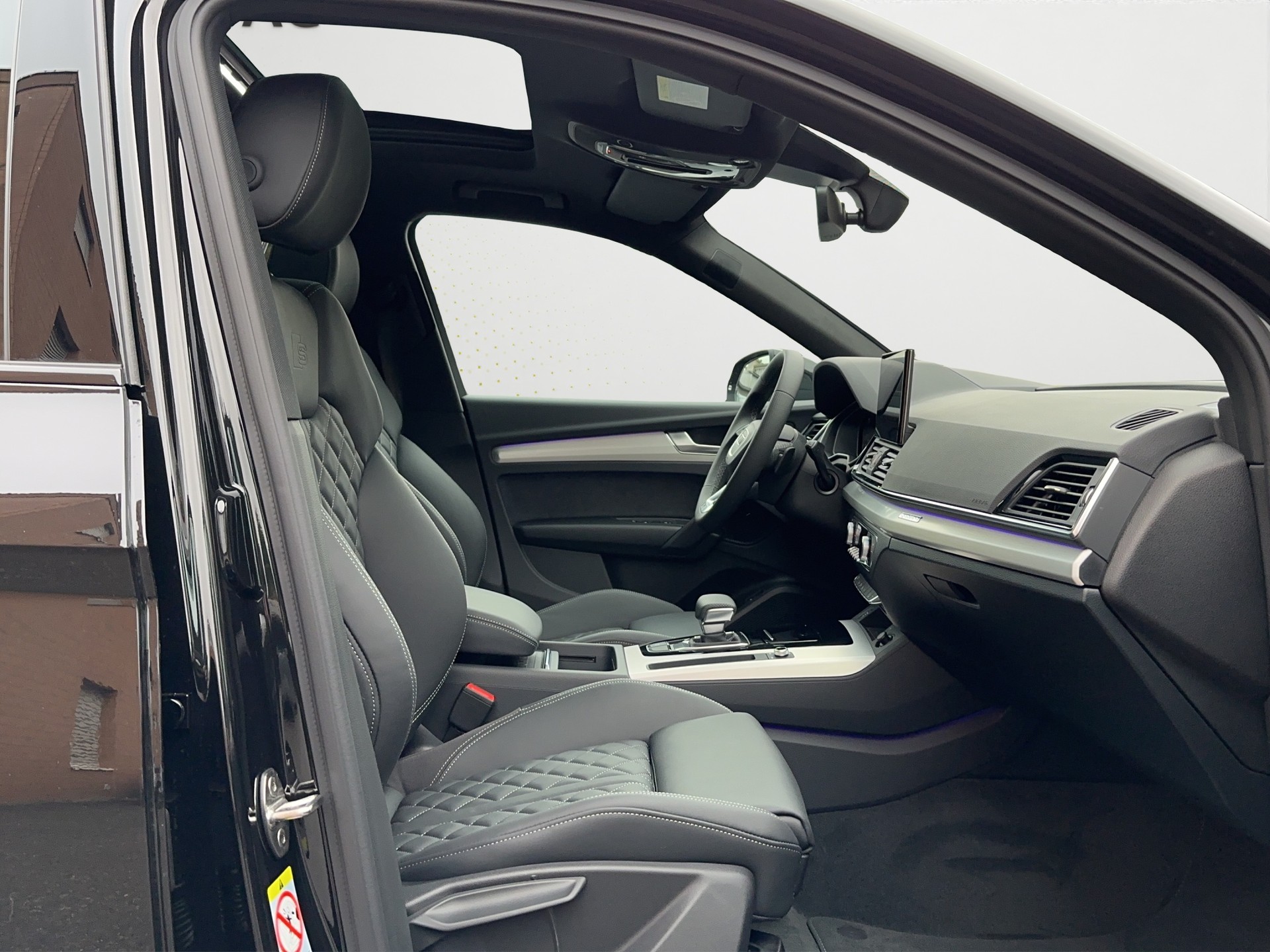 AUDI Q5 40 TDI S-Line quattro Black Edition 4x4 Leder / Head Up / Panoramadach-image-11