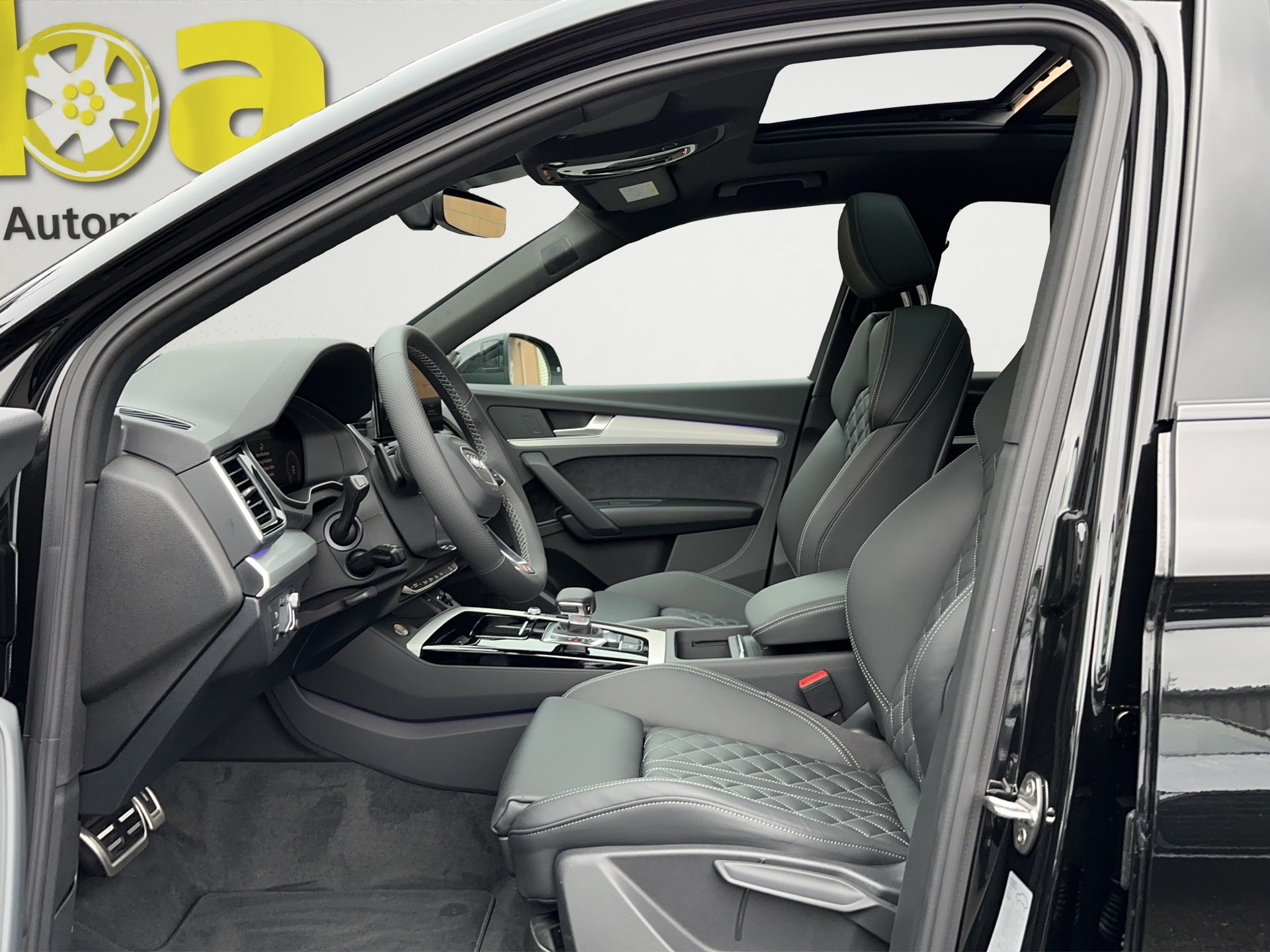 AUDI Q5 40 TDI S-Line quattro Black Edition 4x4 Leder / Head Up / Panoramadach-image-10