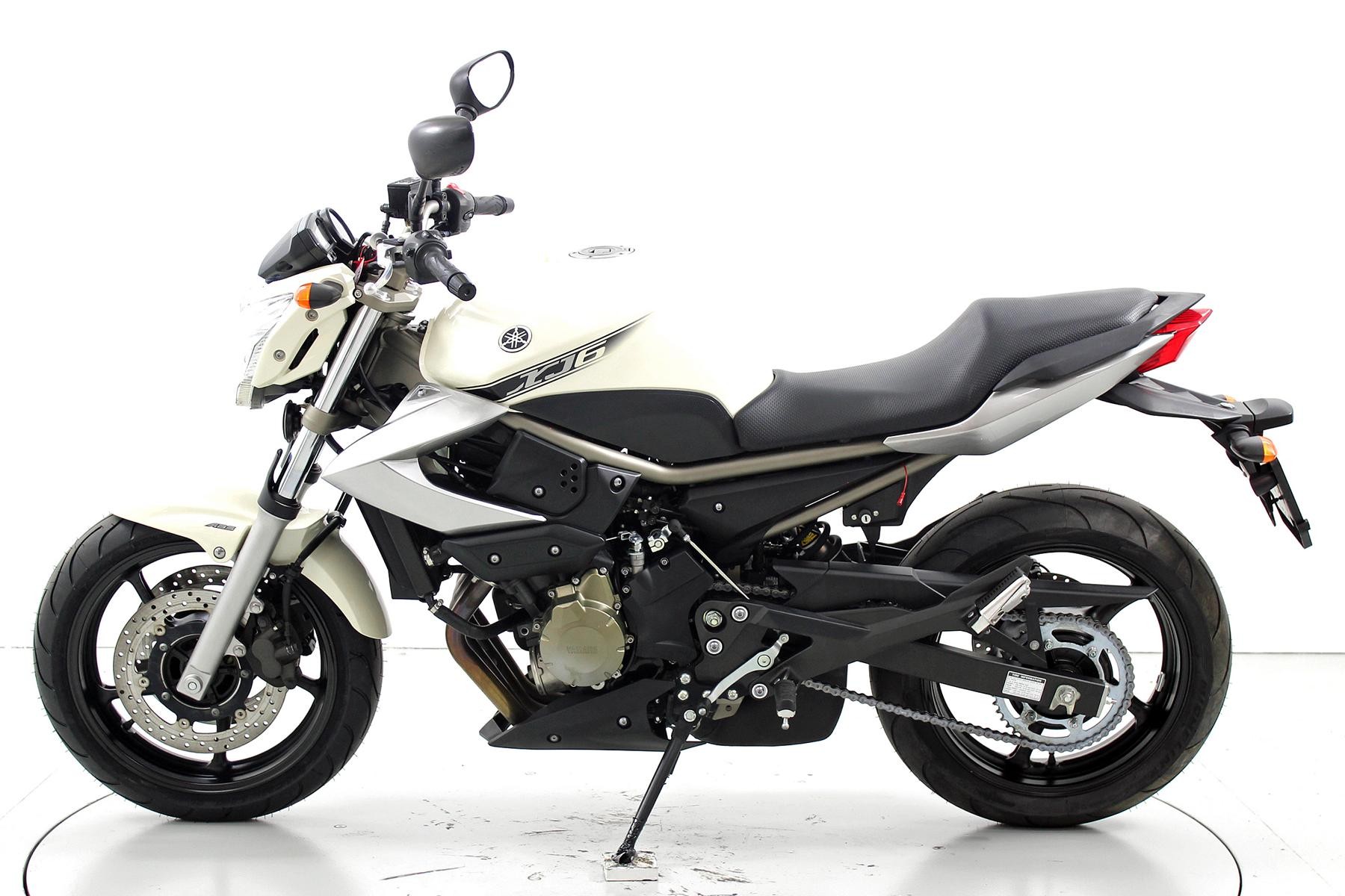 YAMAHA XJ6N ABS-image-4