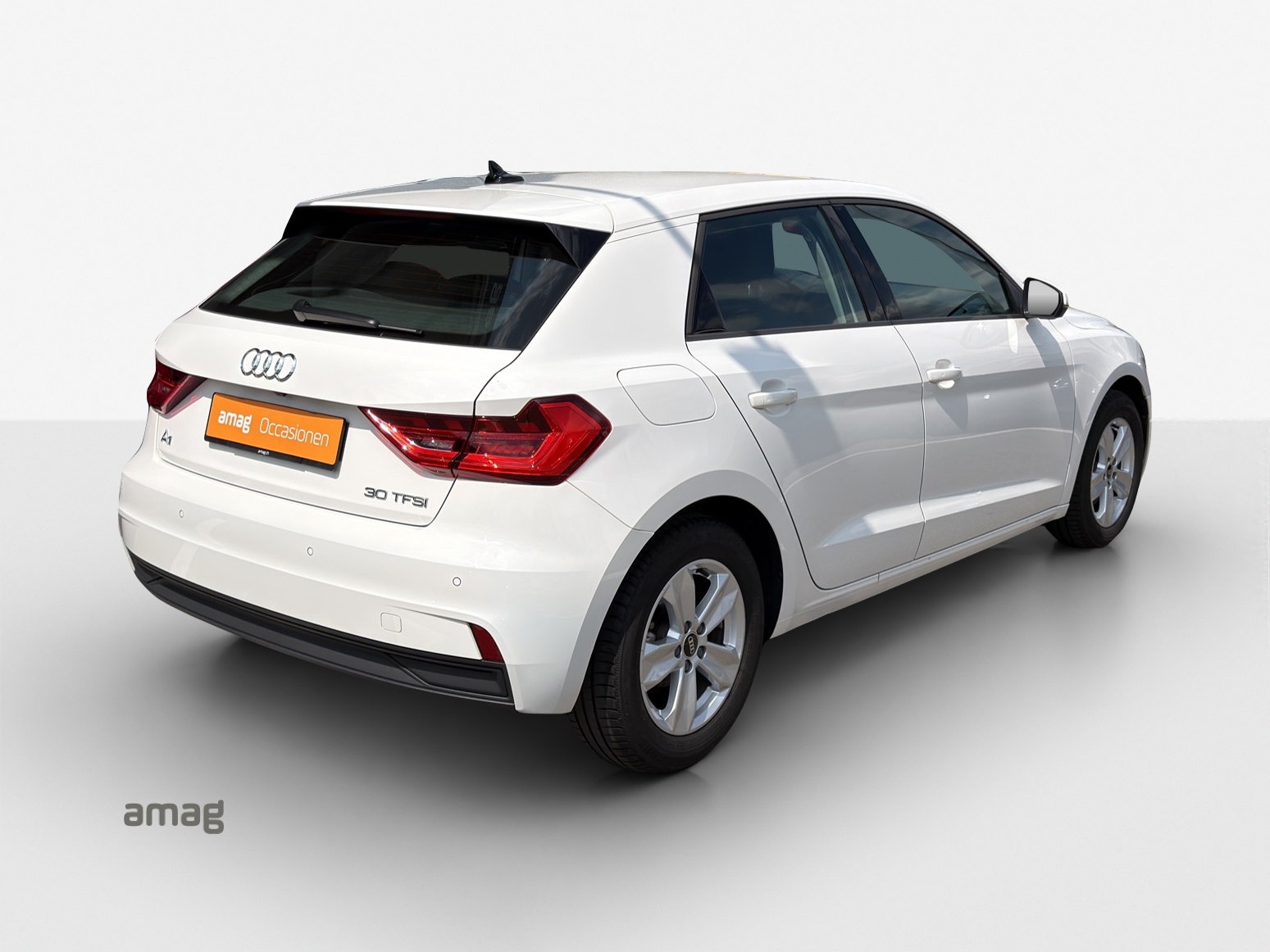 AUDI A1 Sportback 30 TFSI Attraction S-tronic-image-4