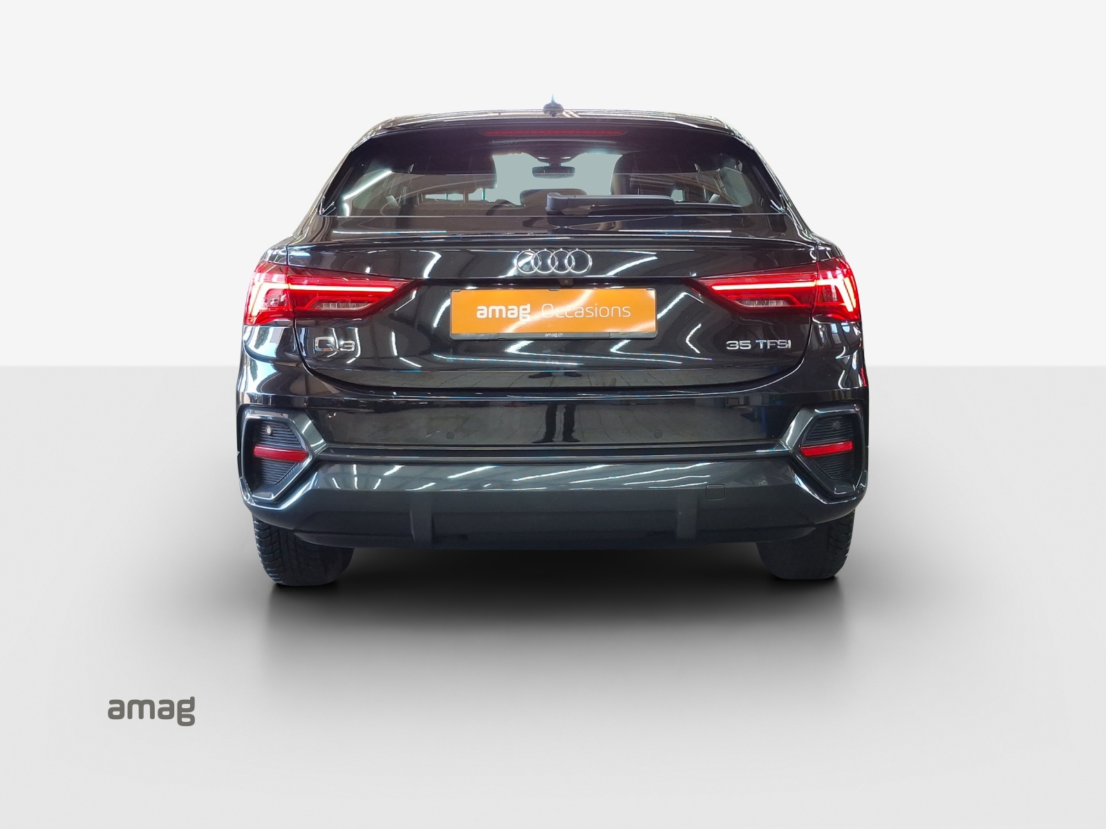 AUDI Q3 Sportback 35 TFSI Attraction S-tronic-showroom-element-3