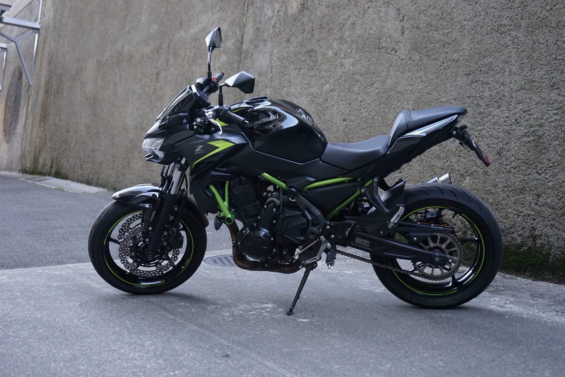 KAWASAKI Z 650 (35kW)-image-1