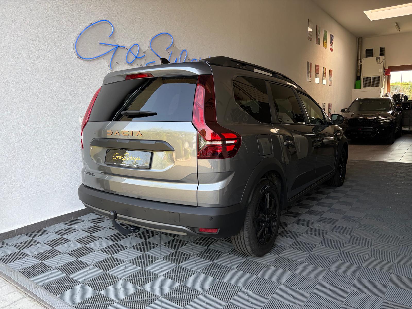DACIA Jogger TCe 110 Extreme - Pack Sleep - Attelage - Garantie Dacia 2029 - 1ère main-showroom-element-3