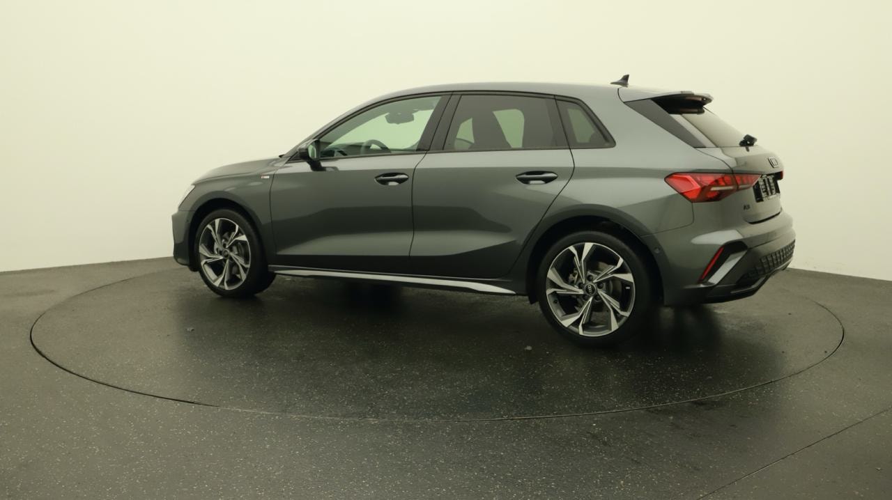 AUDI A3 Sportback TFSI 150 kW quattro S line S tronic-showroom-element-2