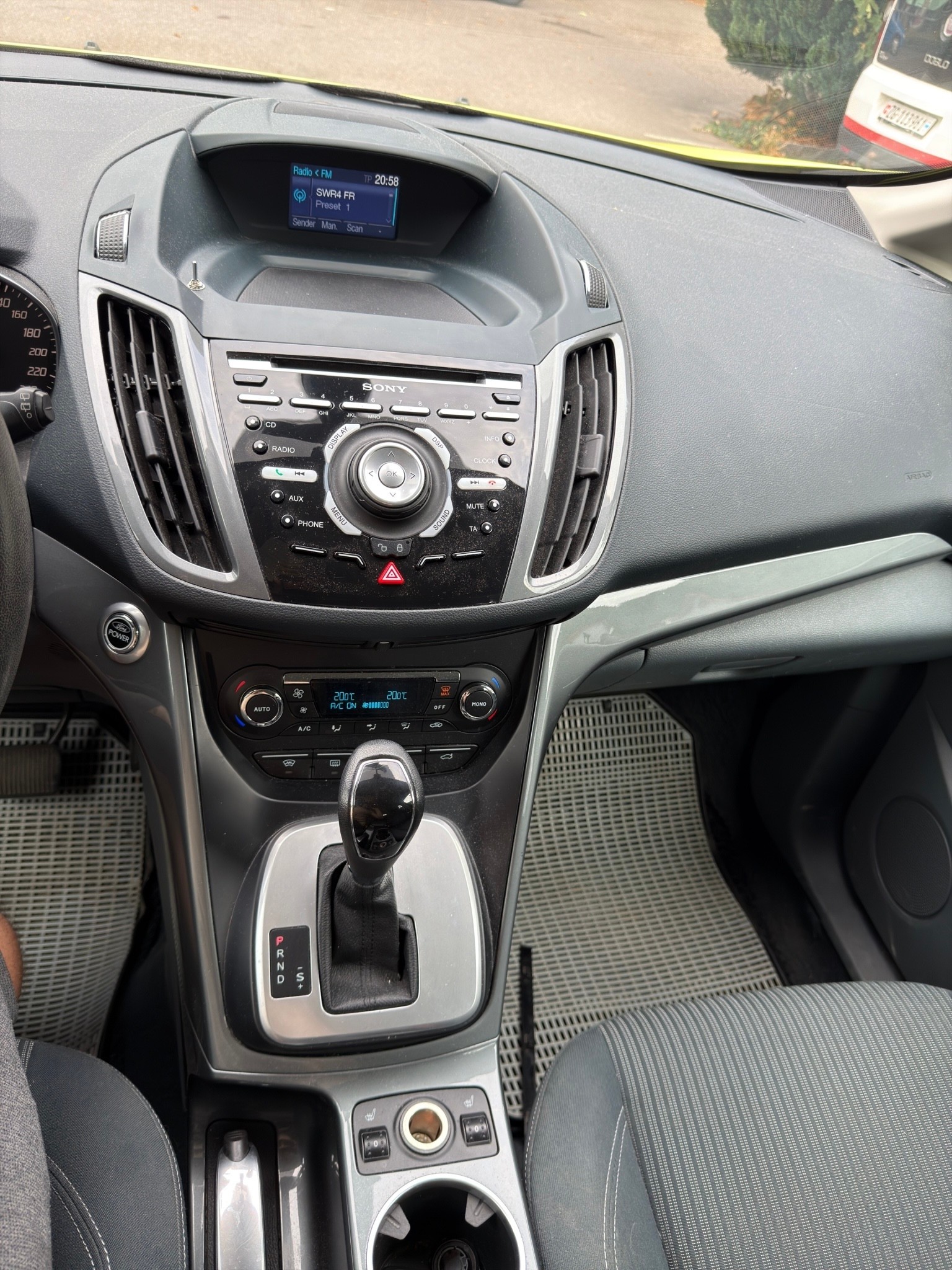 FORD C-Max 2.0 TDCi Carving PowerShift-image-14