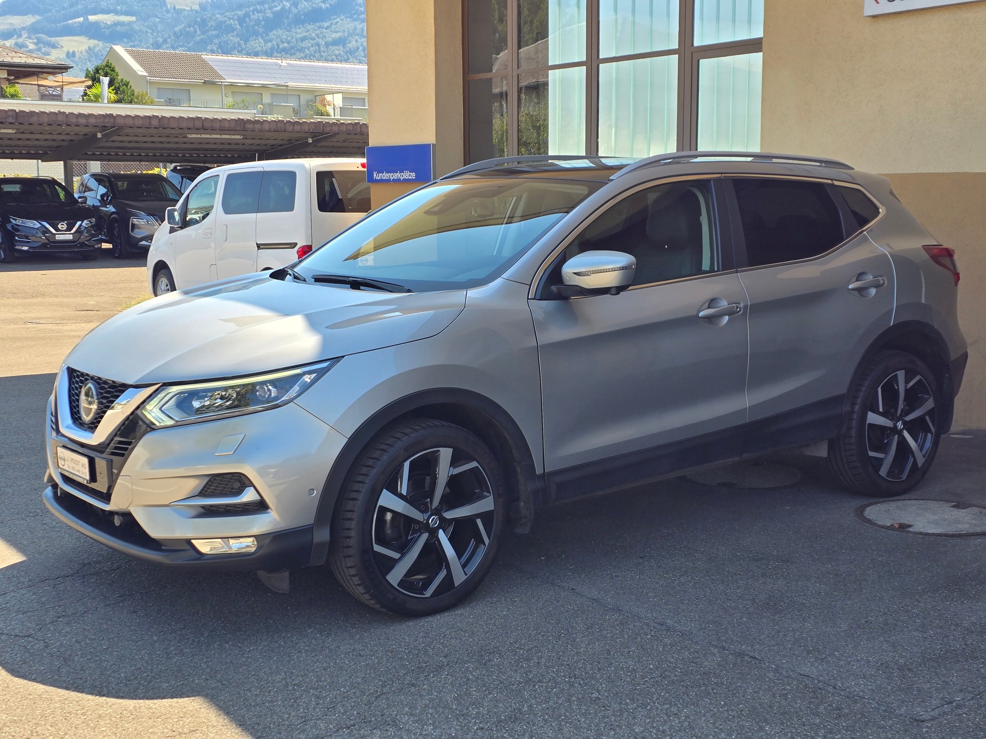 NISSAN Qashqai 1.3 DIG-T tekna DCT
