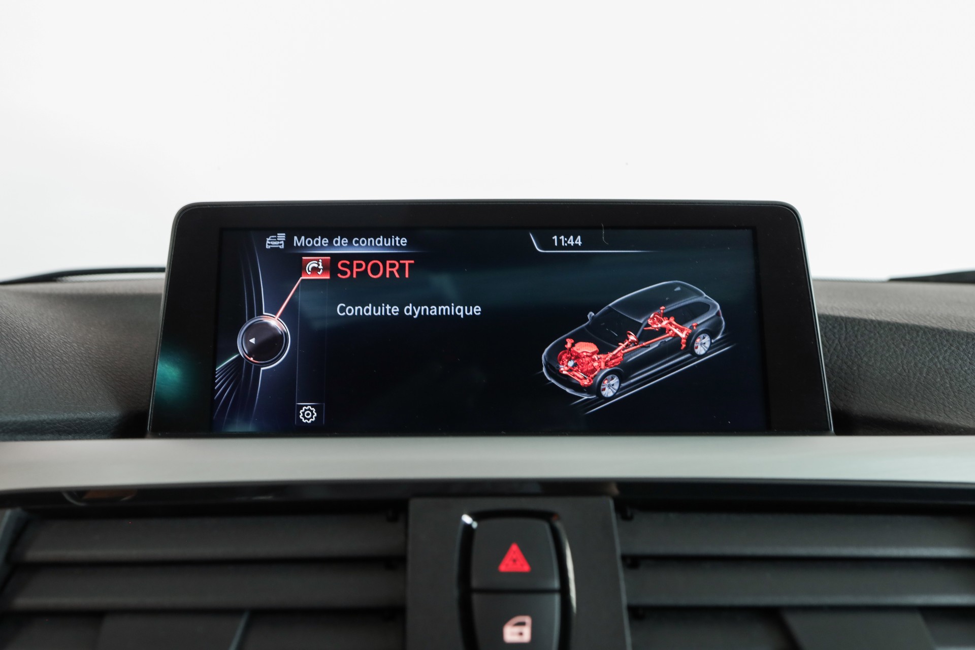 BMW 335i xDrive Touring Sport Line Steptronic-image-18