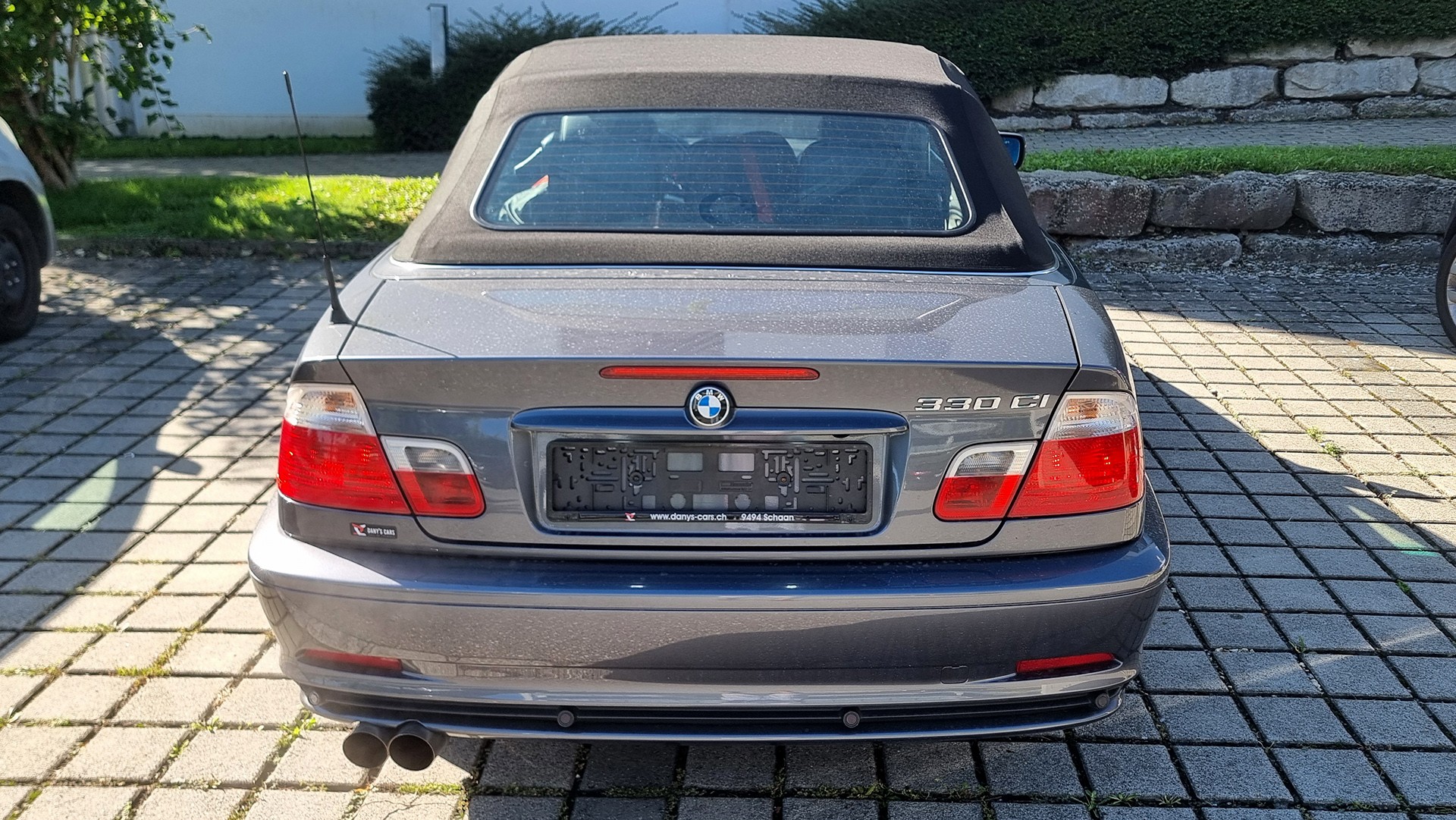 BMW 330Ci-image-7