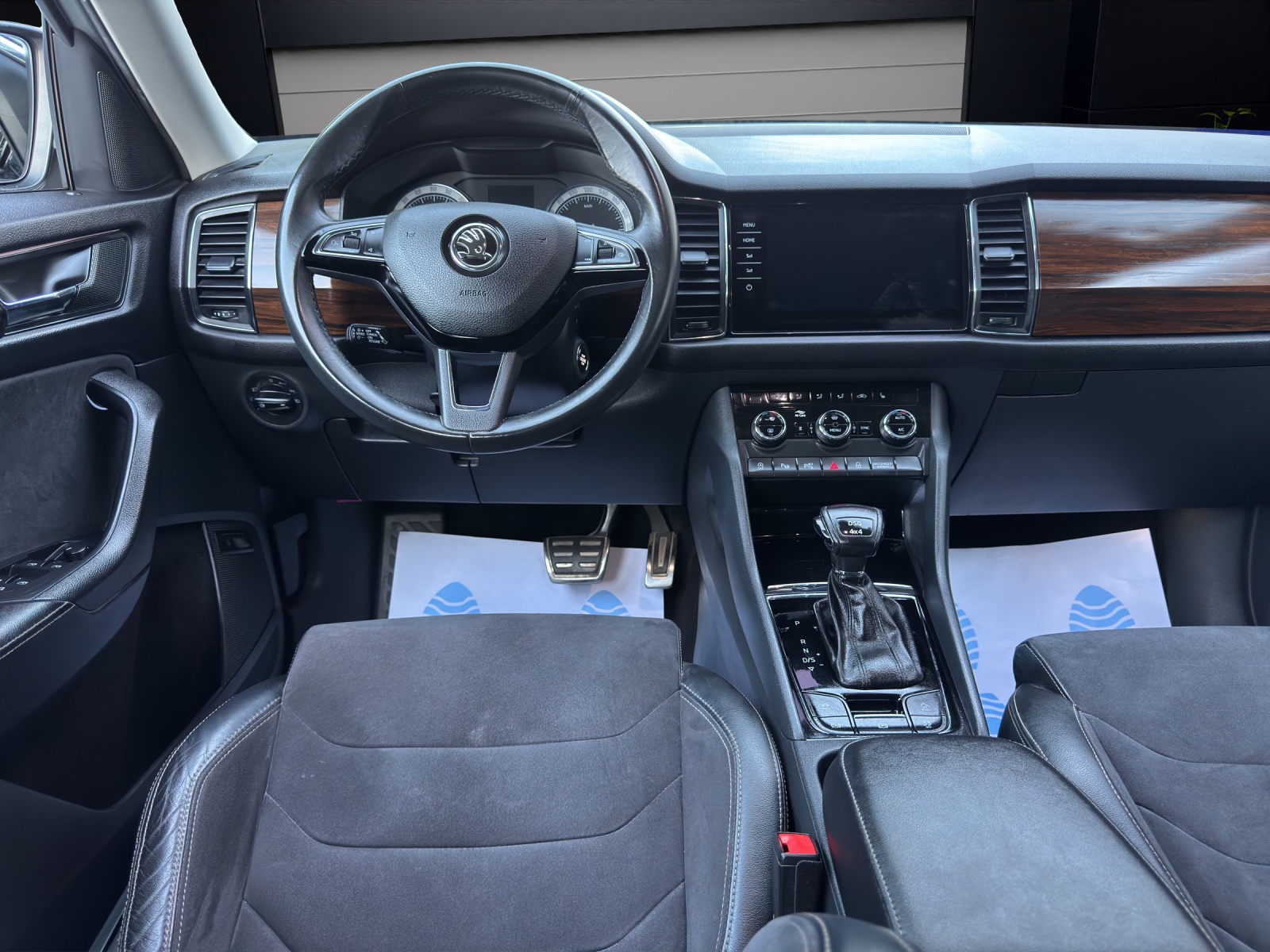 SKODA Kodiaq 2.0 TDI CR Scout 7-Plätze 4x4 DSG Vollausstattung-image-8