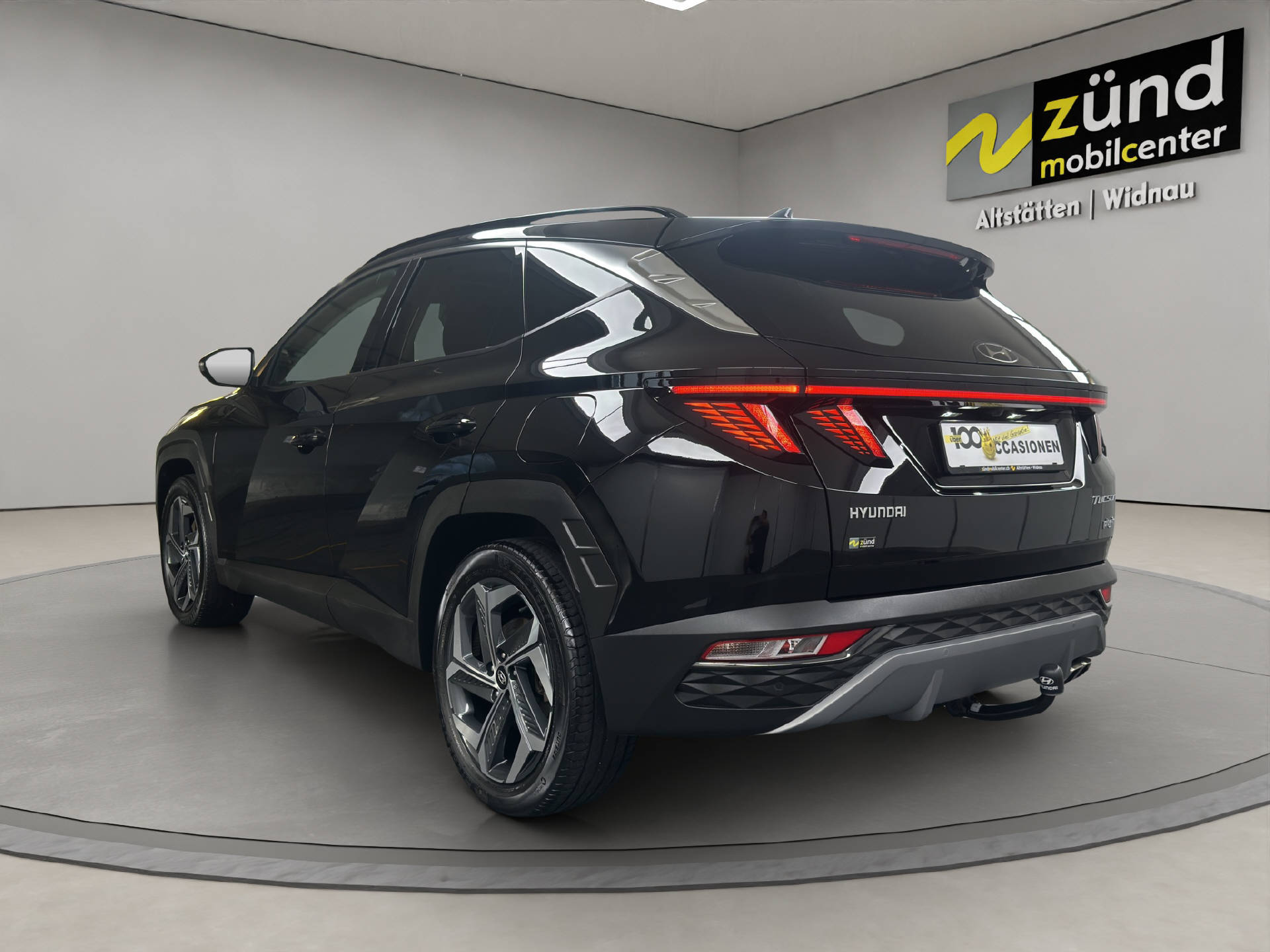 HYUNDAI Tucson 1.6 T-GDi PHEV Amplia 4WD-image-2