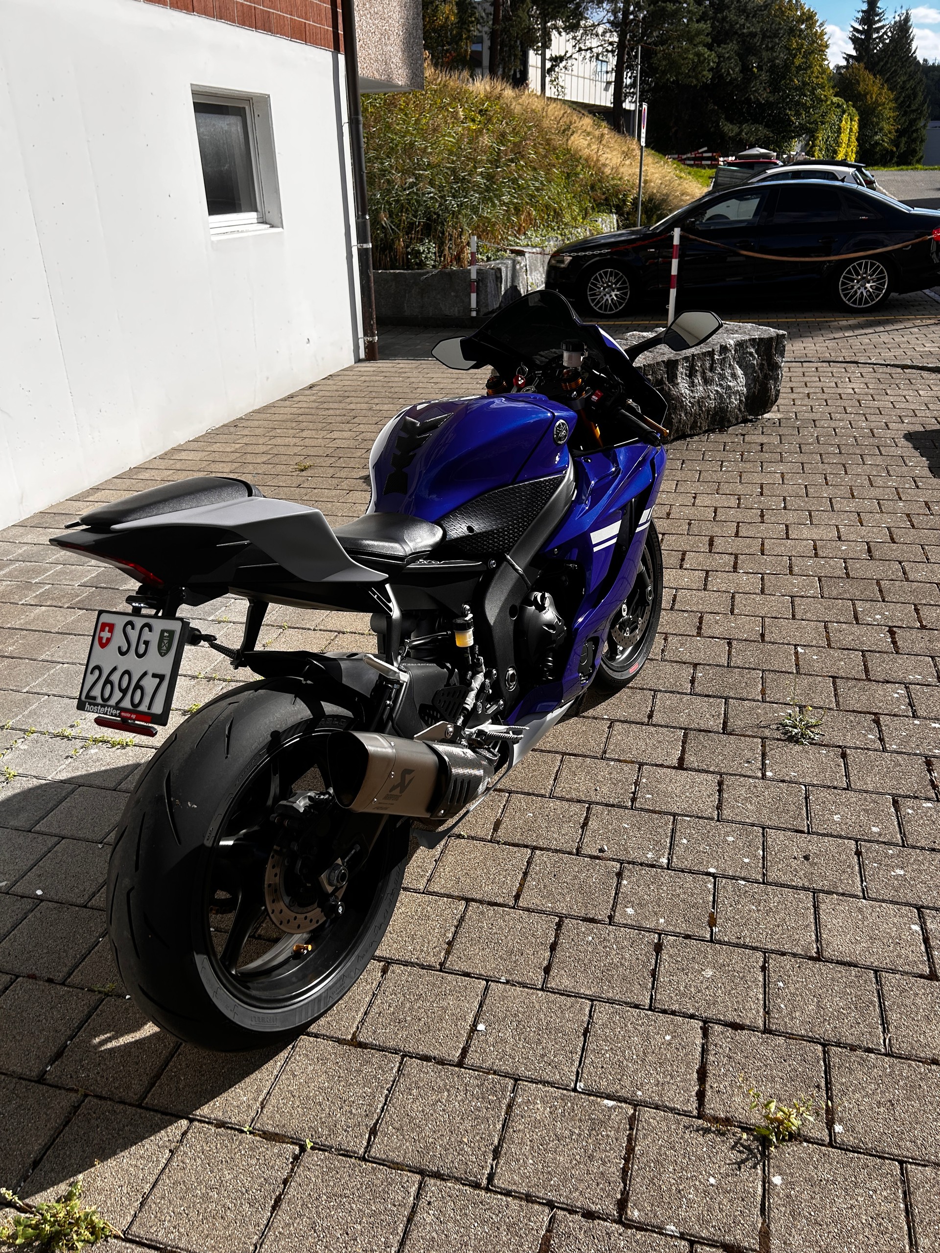 YAMAHA YZF-R6-image-2