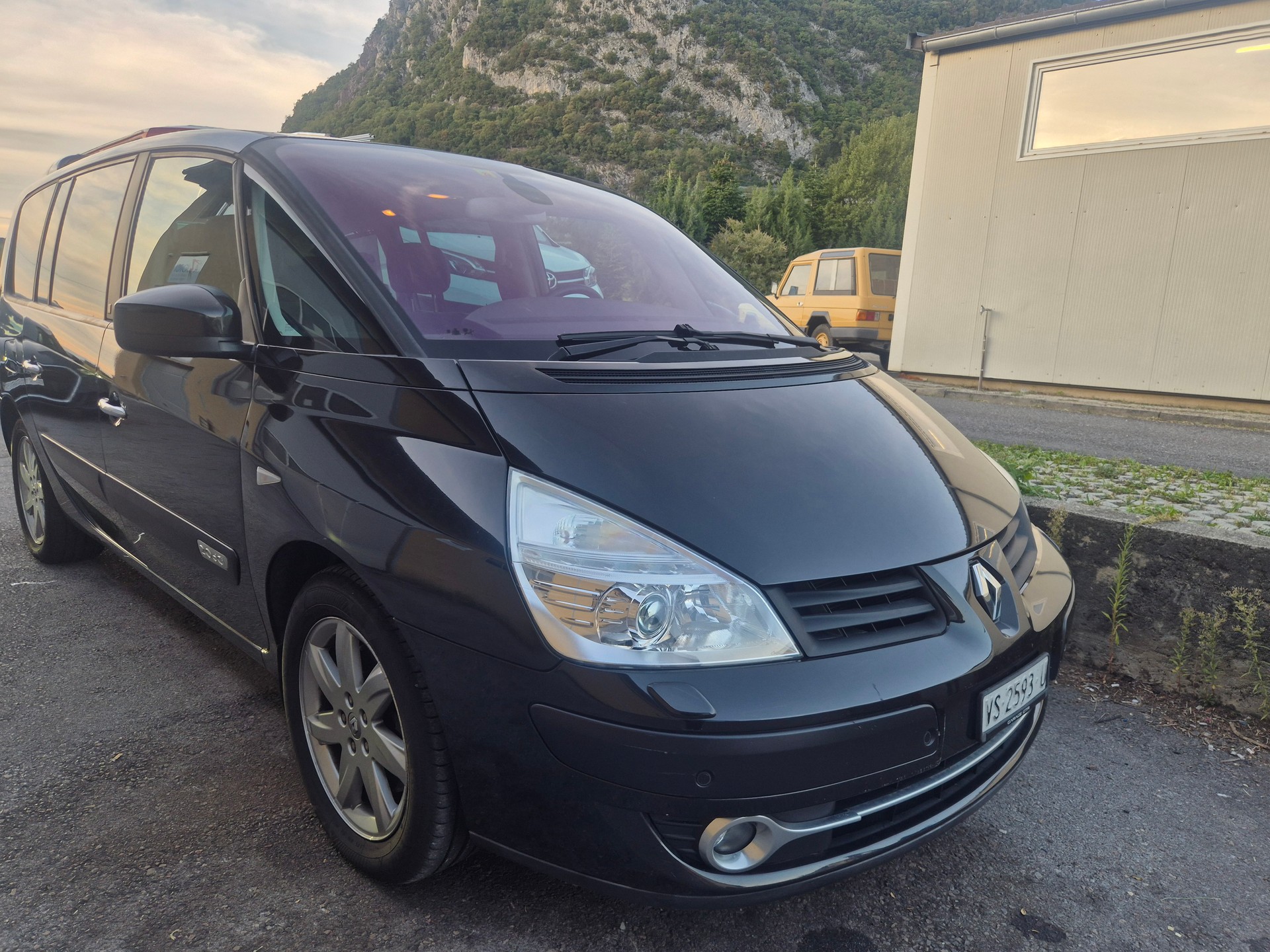 RENAULT Édition 25. 2.l dci