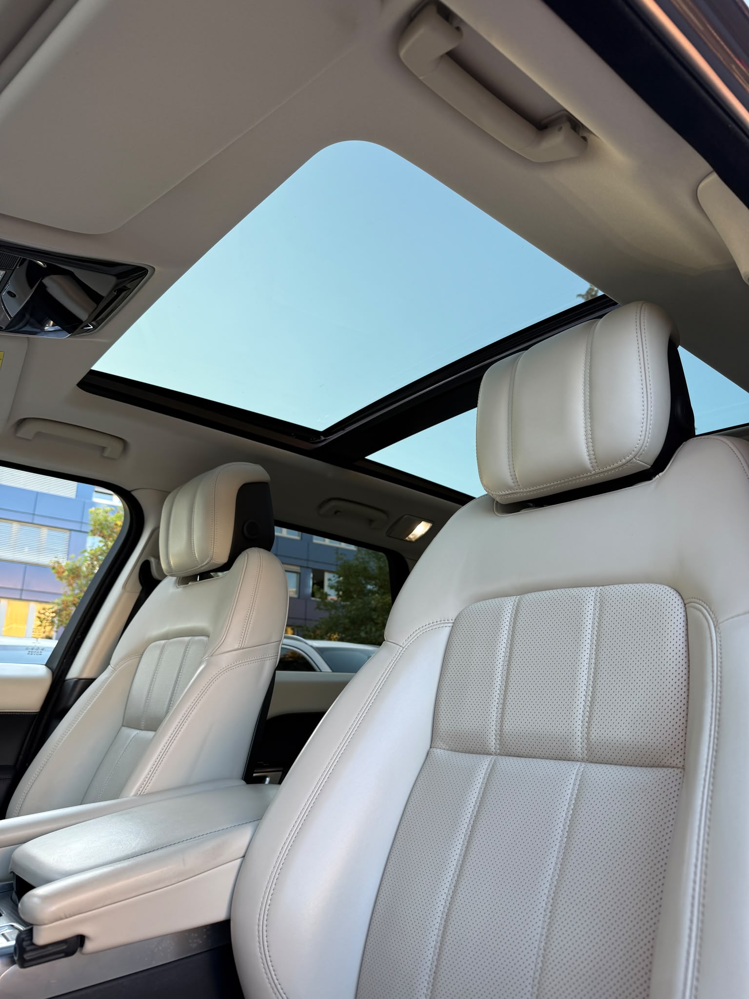 LAND ROVER Range Rover Sport 3.0 SDV6 HSE Dynamic-image-19
