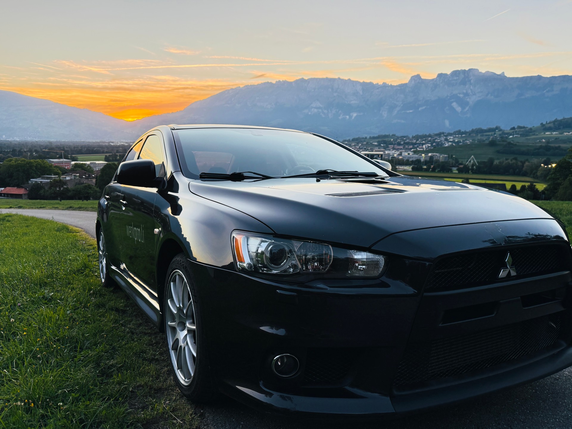 MITSUBISHI Evolution X-image-1