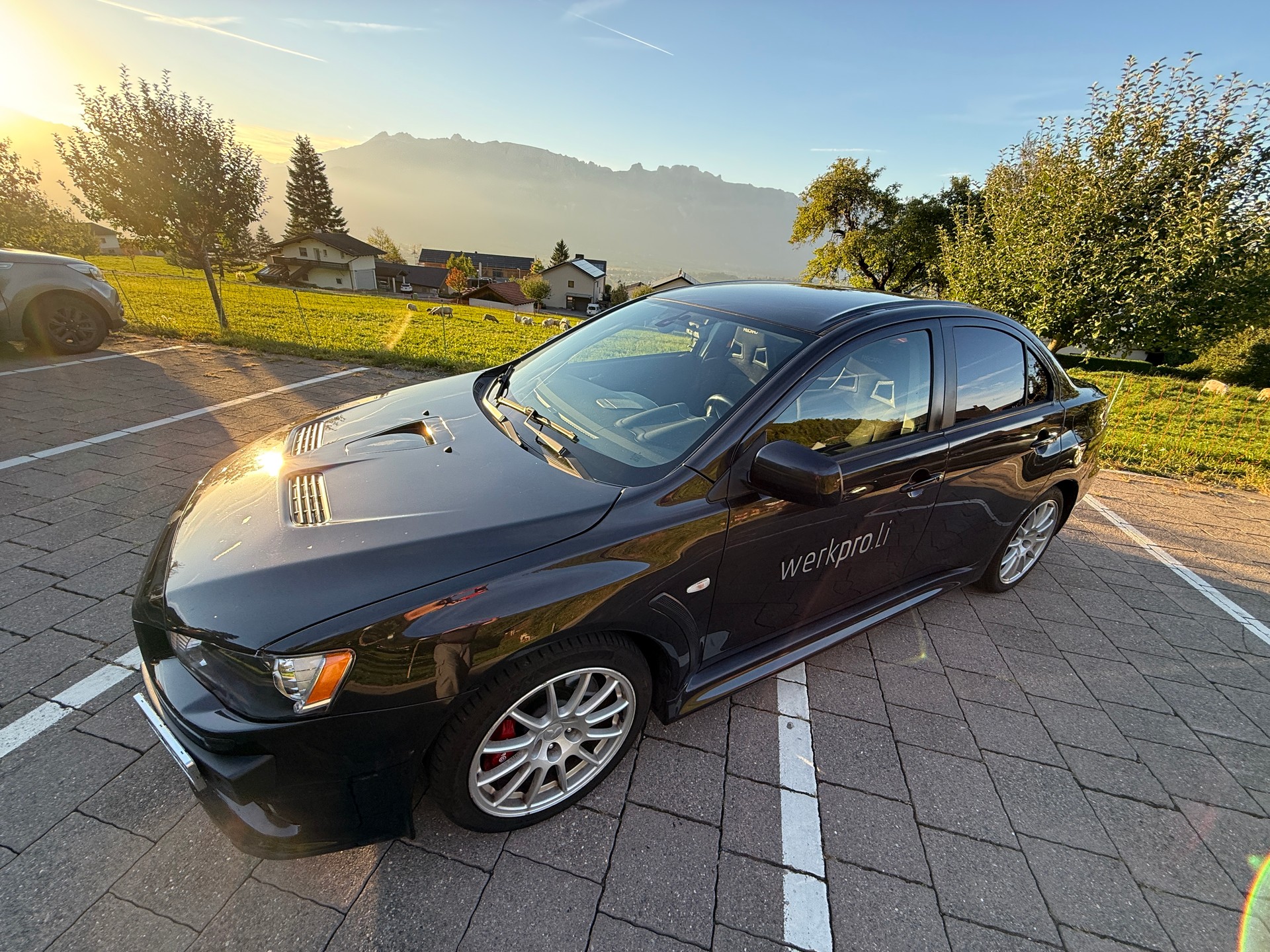 MITSUBISHI Evolution X