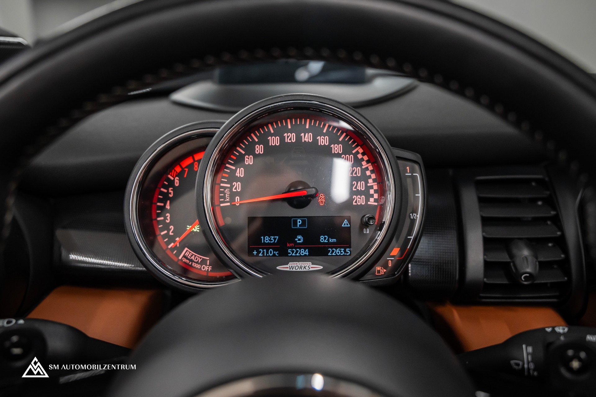 MINI Cabrio F57 2.0i John Cooper Works SAG / CH / Chili / Head-Up / Rückfahrkamera / Harman&Kardon-image-21